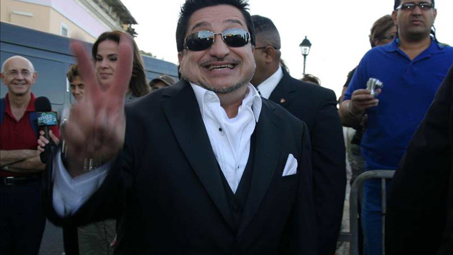 Puerto Rican Comedian Luis Raul Martinez Dies At 51; Boricua Celebs ...