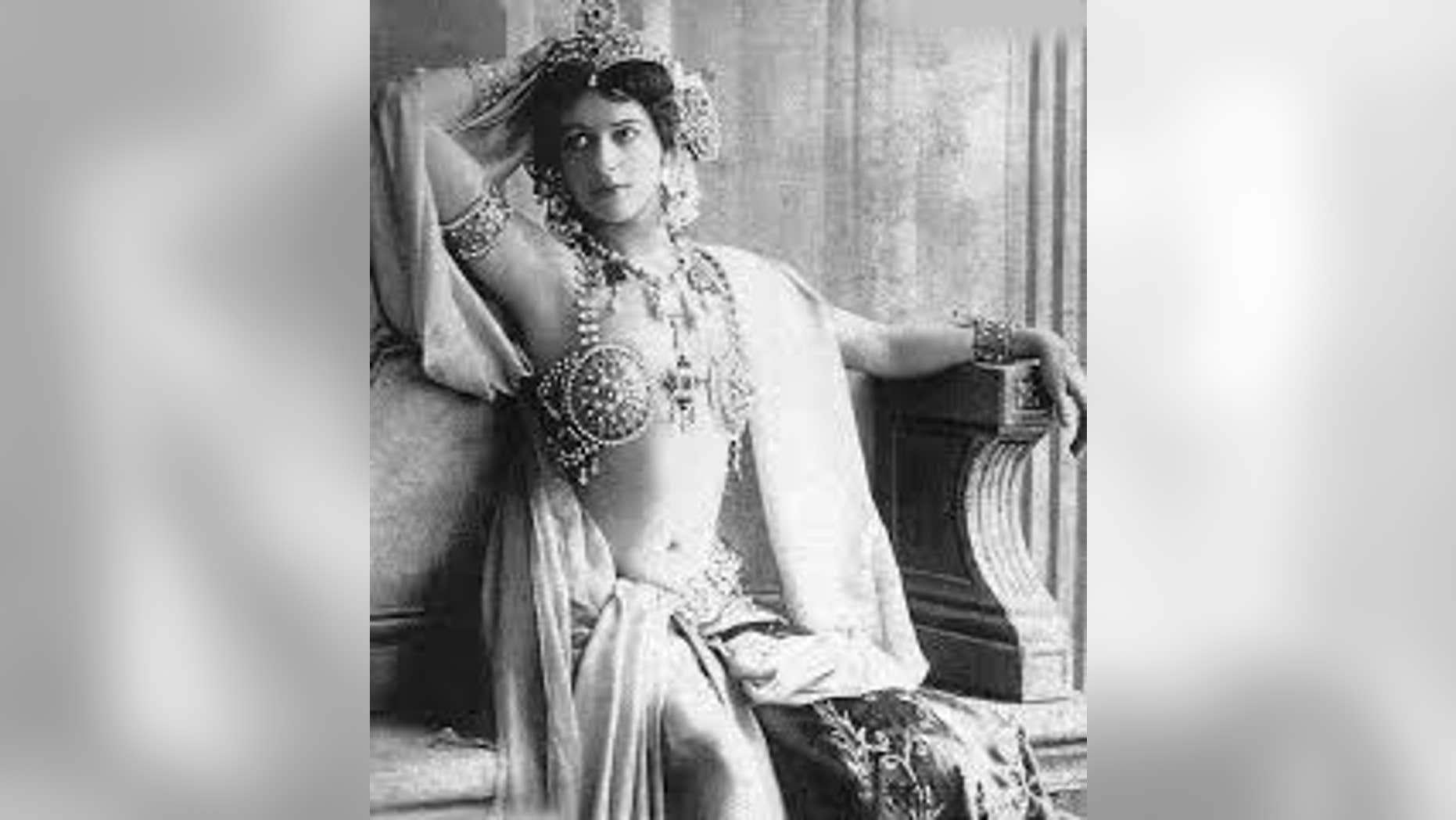 Report: World War I spy Mata Hari unfazed at execution, blew kisses