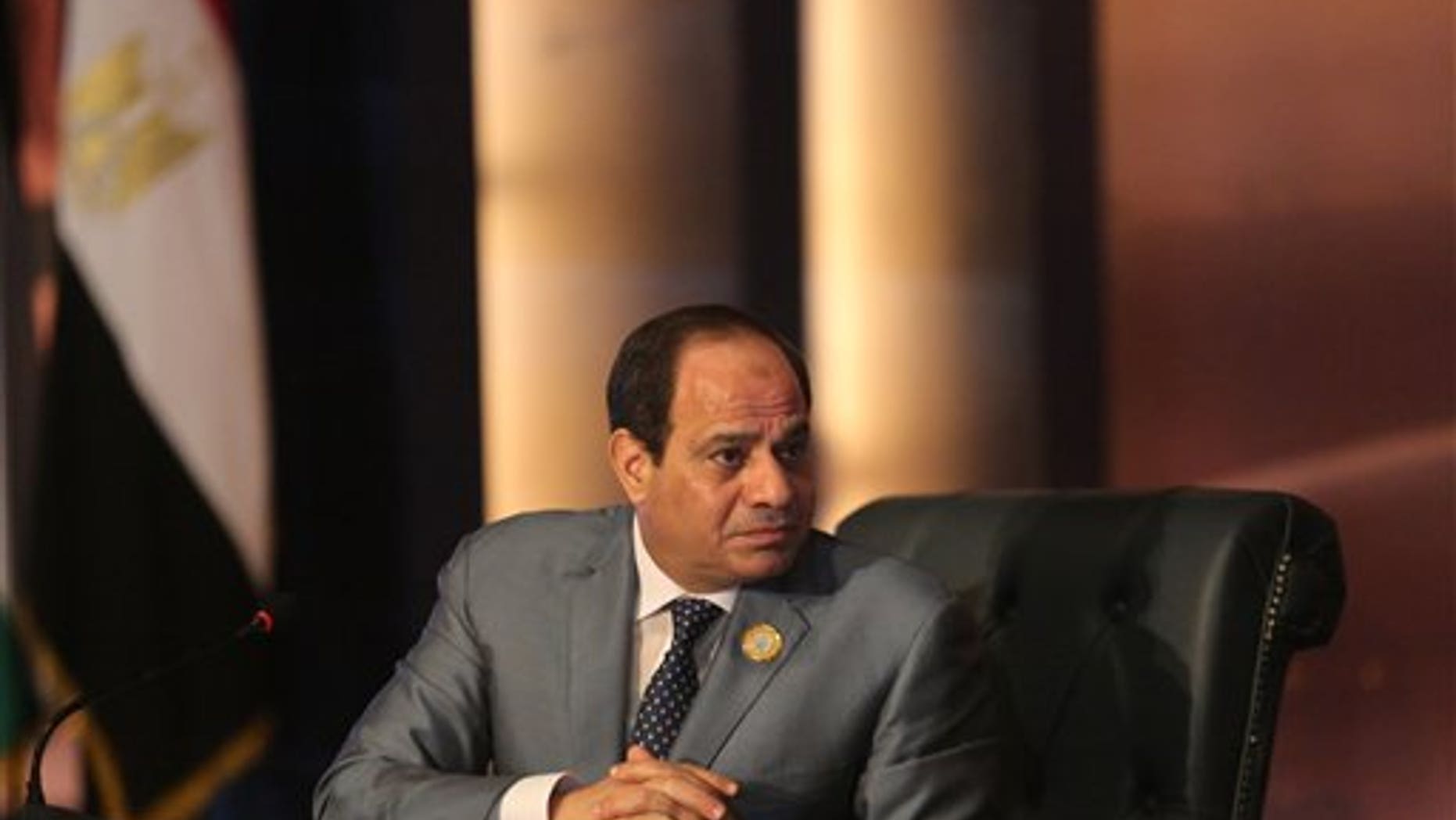 Egyptian President Abdel Fattah el-Sisi chairs an Arab foreign ministers meeting during summit in Sharm el-Sheikh, South Sinai, Egypt, Sunday, March 29, 2015.