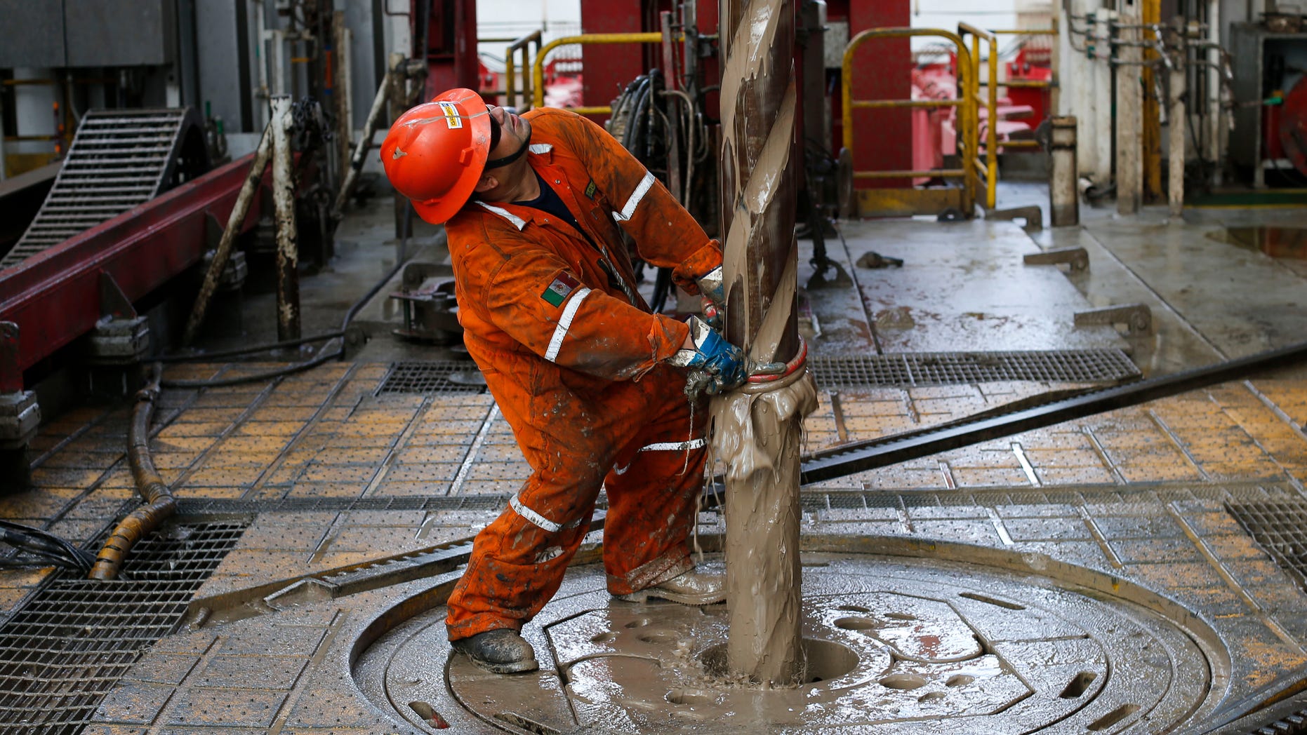 Oil worker on the Centenario deep-water drilling platform off the coast of Veracruz, Mexico, on Nov. 22, 2013.