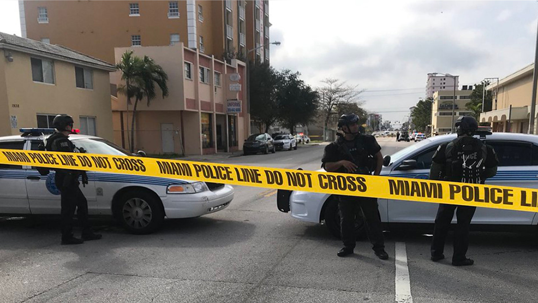 An incident at a restaurant in Miami which was believed to be a hostage situation has ended, and police found that no such situation existed.