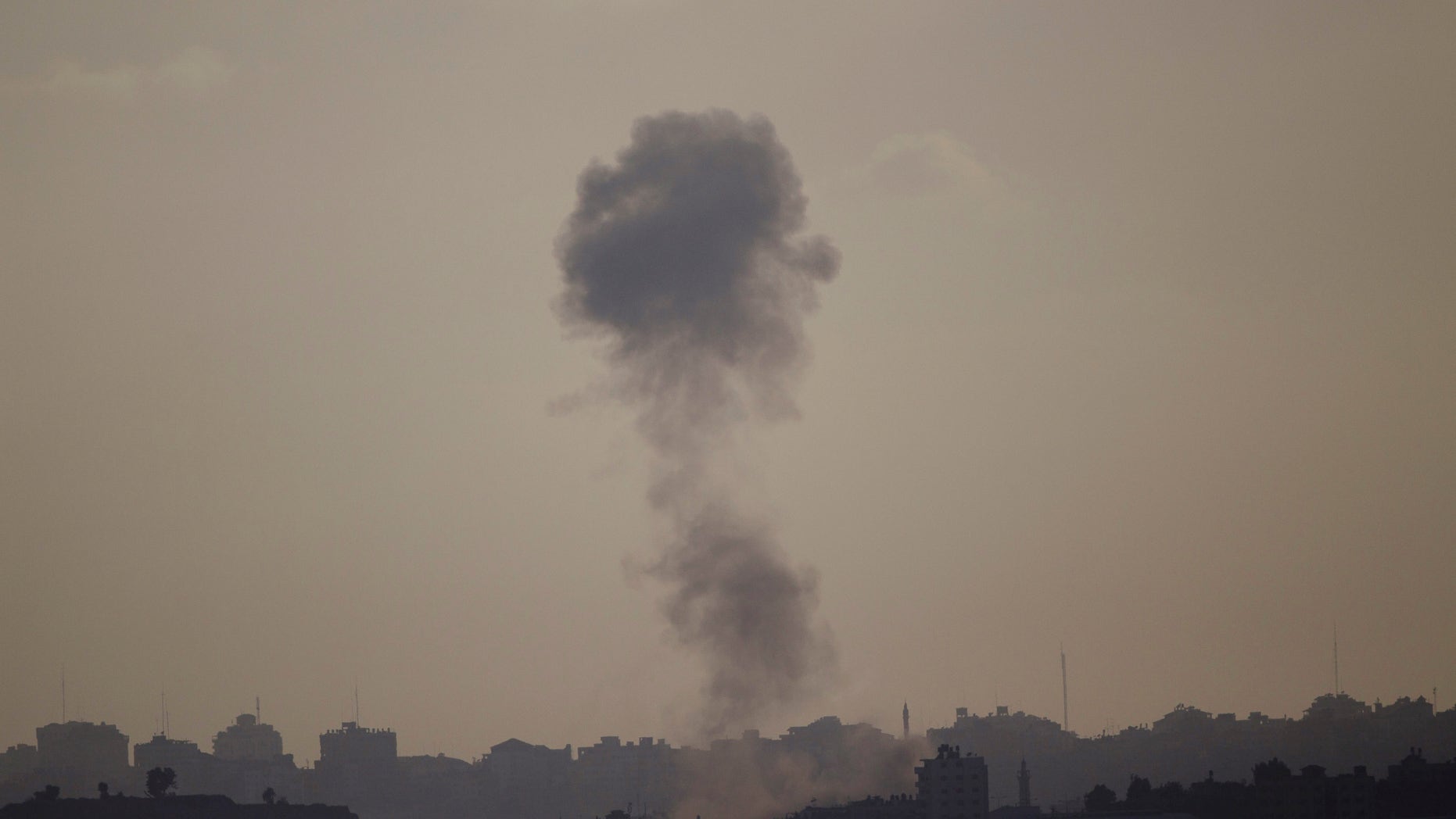 July 14, 2014 - Smoke rises after an Israeli strike on Gaza Strip, seen from Israel Gaza Border. Israel began its campaign against militants in the Hamas-controlled Gaza Strip last Tuesday, saying it was responding to heavy rocket fire from the densely populated territory.