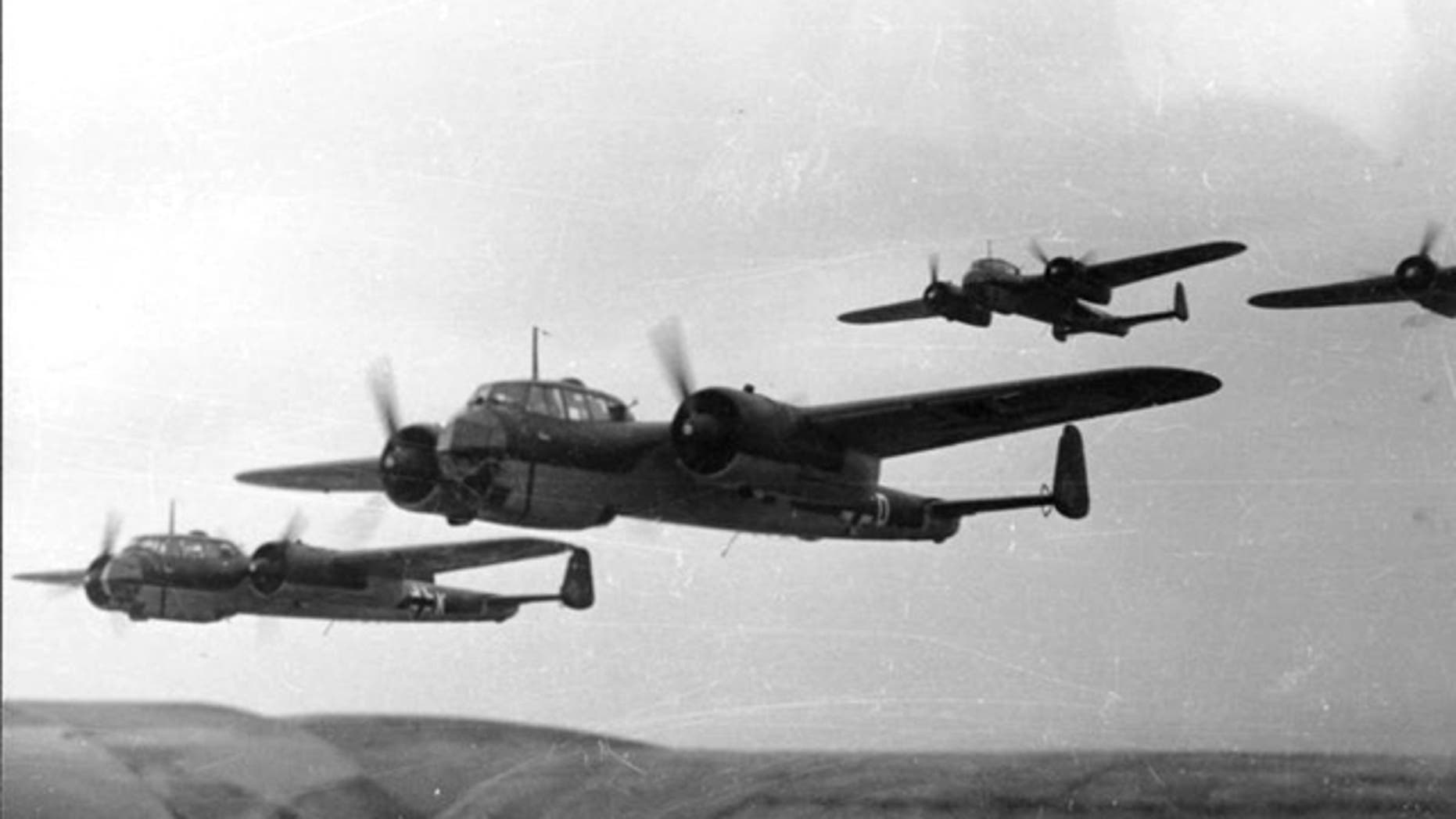 warplanes ww2 dogfight how to down bombers