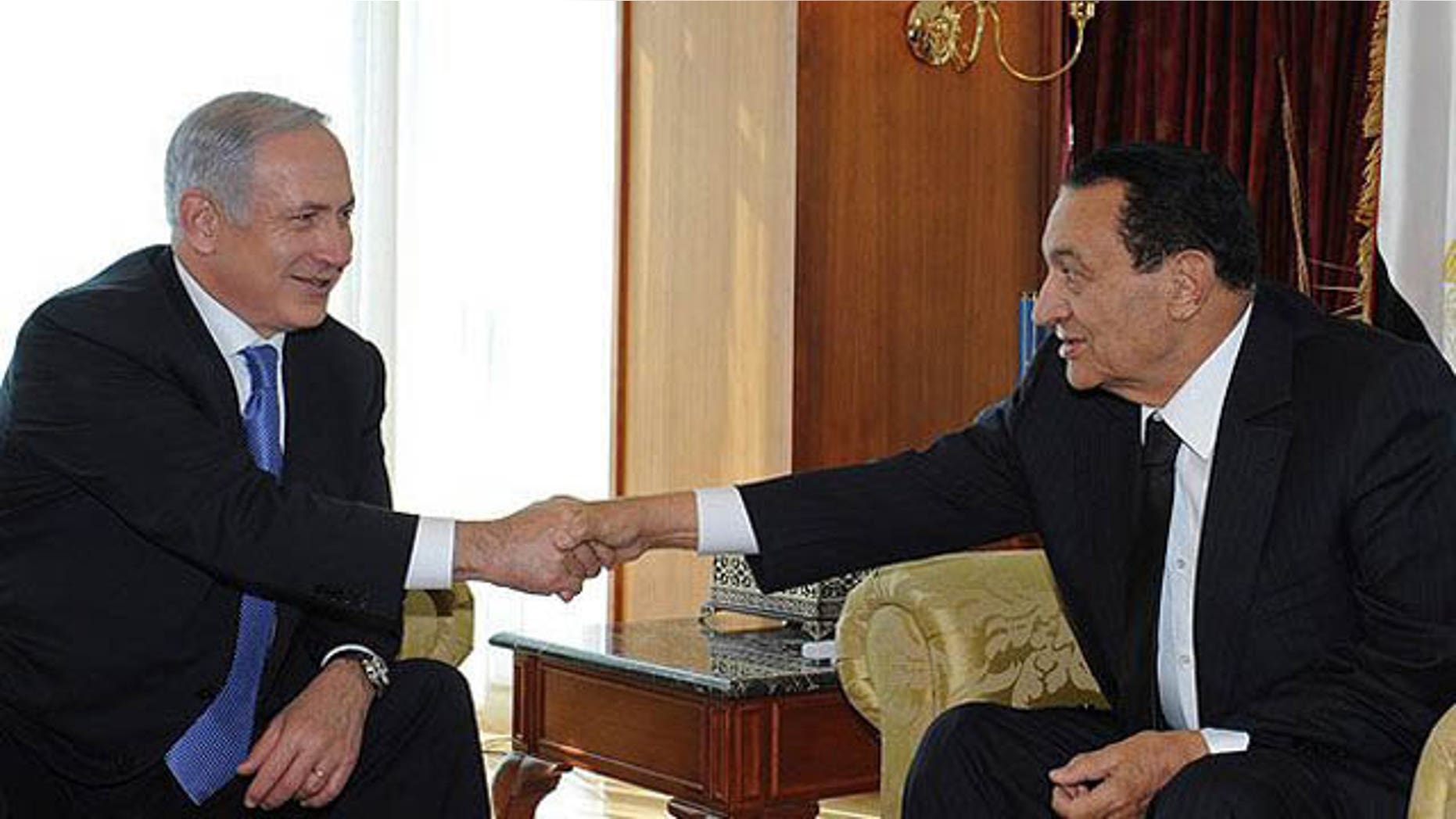 Egyptian President Hosni Mubarak –meeting in early January with Israeli Prime Minister Benjamin Netanyahu—is getting support from Israel.