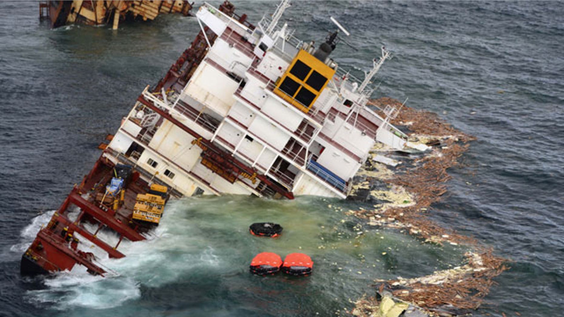 Half Of Wrecked Cargo Ship Sinking In New Zealand Fox News