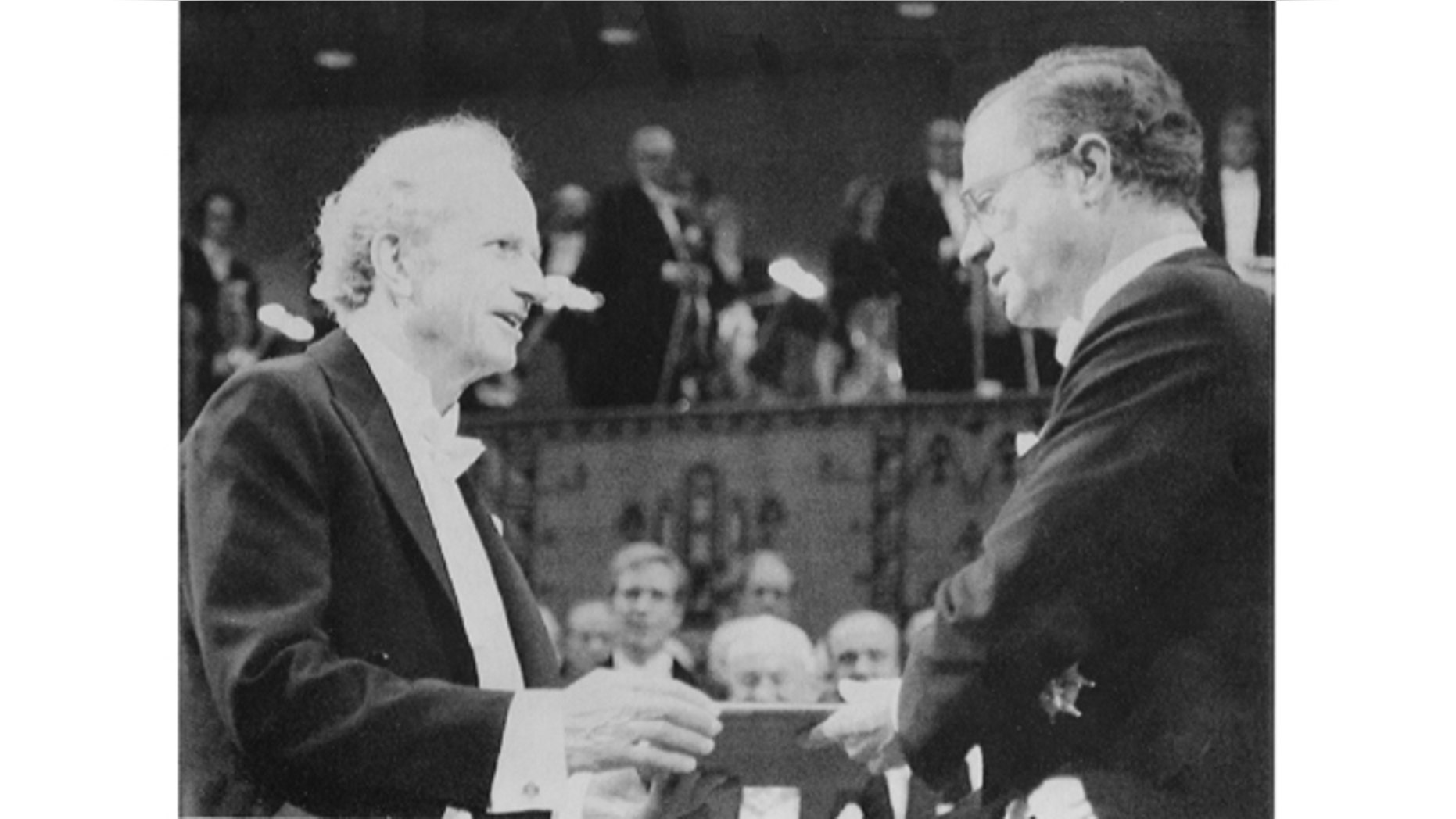 File-This Dec. 10 1992, file photo shows Gary S. Becker, left, from the University of Chicago, receiving the 1992 Nobel Economics Prize from Sweden's King Carl Gustaf, during the Nobel awarding ceremony in the Concert Hall in Stockholm. Becker died Saturday, May 3, 2014, at Northwestern Hospital from complications after an extended illness. He was 83. (AP Photo/Tobbe Gustavsson,File)