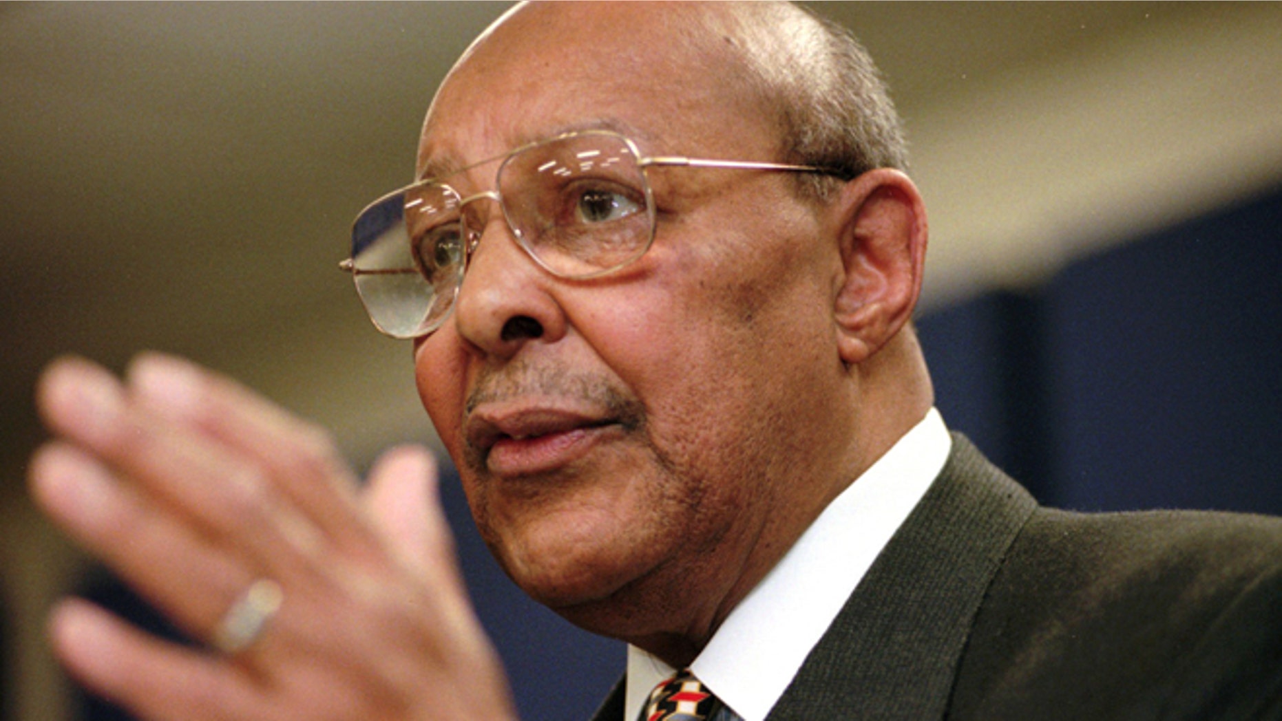 Jan. 17, 1998: Rep. Louis Stokes, D-Ohio, announces he will retire from Congress.