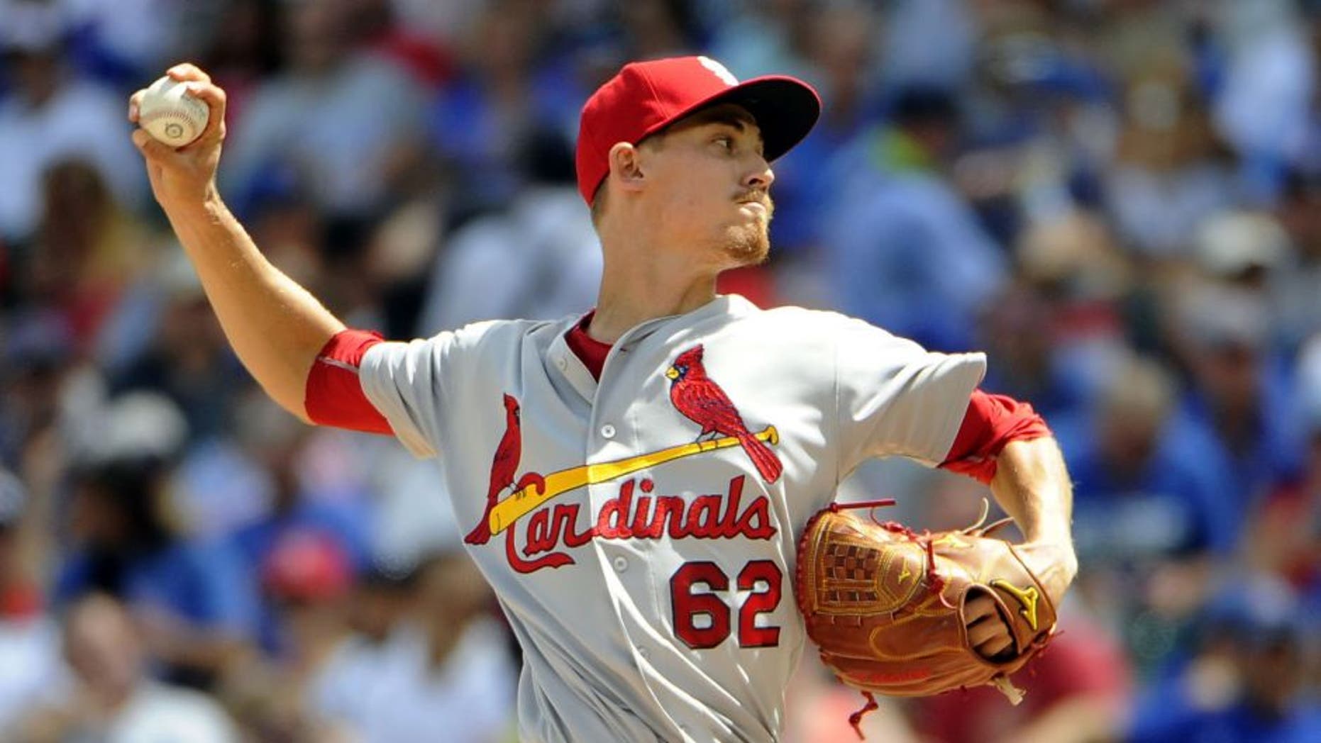 St. Louis Cardinals starting pitcher Luke Weaver throws against the Chicago Cubs during the first inning of a baseball game, Saturday, Aug. 13, 2016, in Chicago. (AP Photo/David Banks)