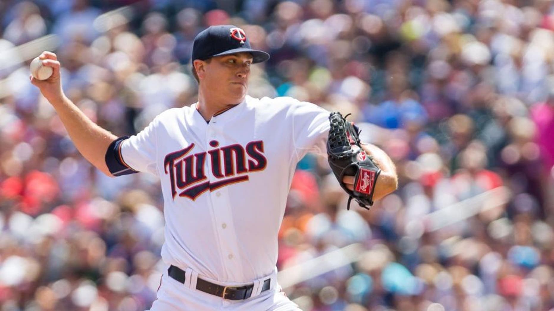 Jul 26, 2015; Minneapolis, MN, USA; Minnesota Twins starting pitcher Kyle Gibson pitches in the first inning against the New York Yankees at Target Field.