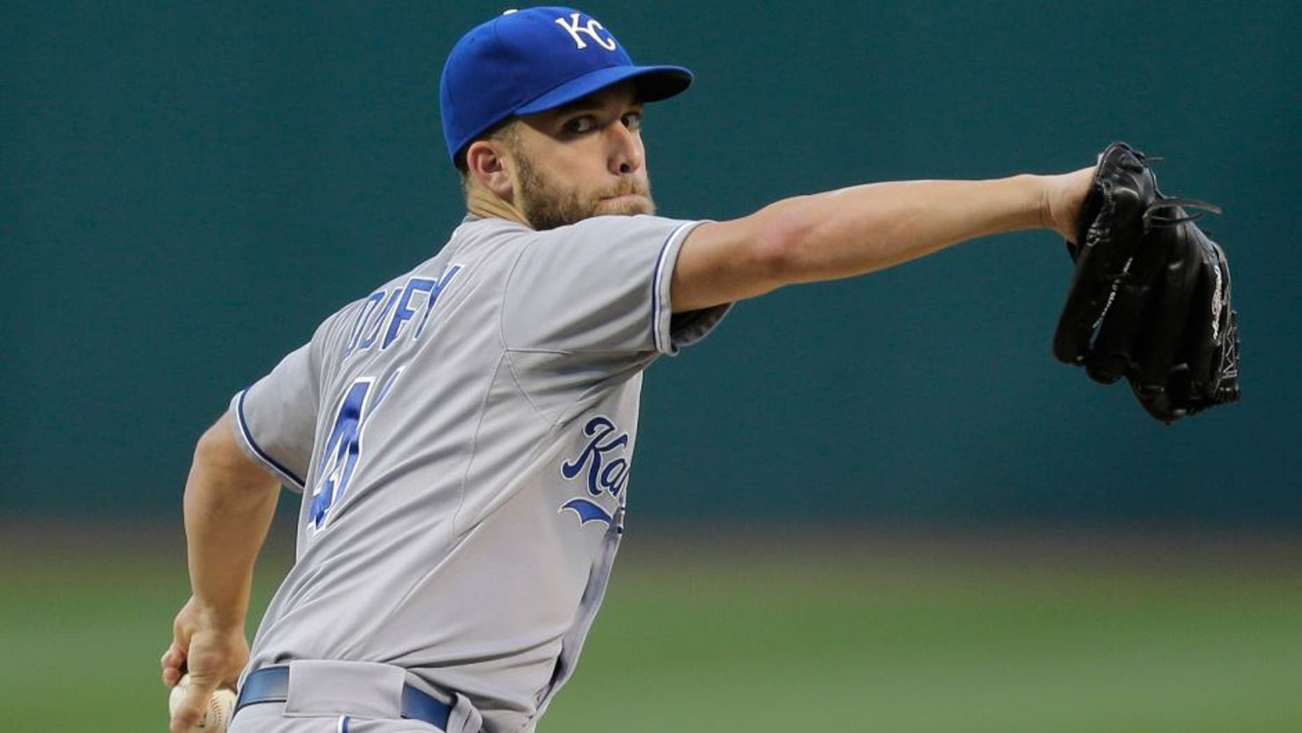 Kansas City Royals starting pitcher Danny Duffy delivers in the first inning of a baseball game against the Cleveland Indians, Wednesday, Sept. 16, 2015, in Cleveland. (AP Photo/Tony Dejak)