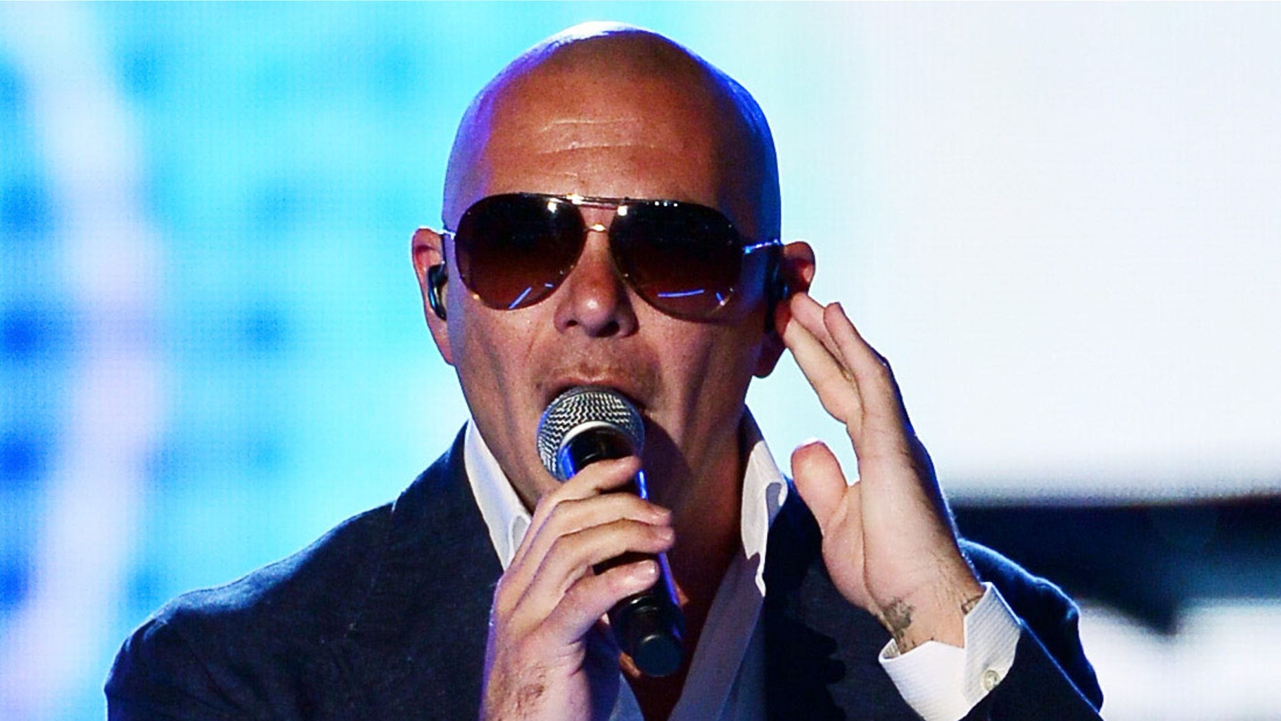 pitbull defends beyonce jay z in new version of open letter fox