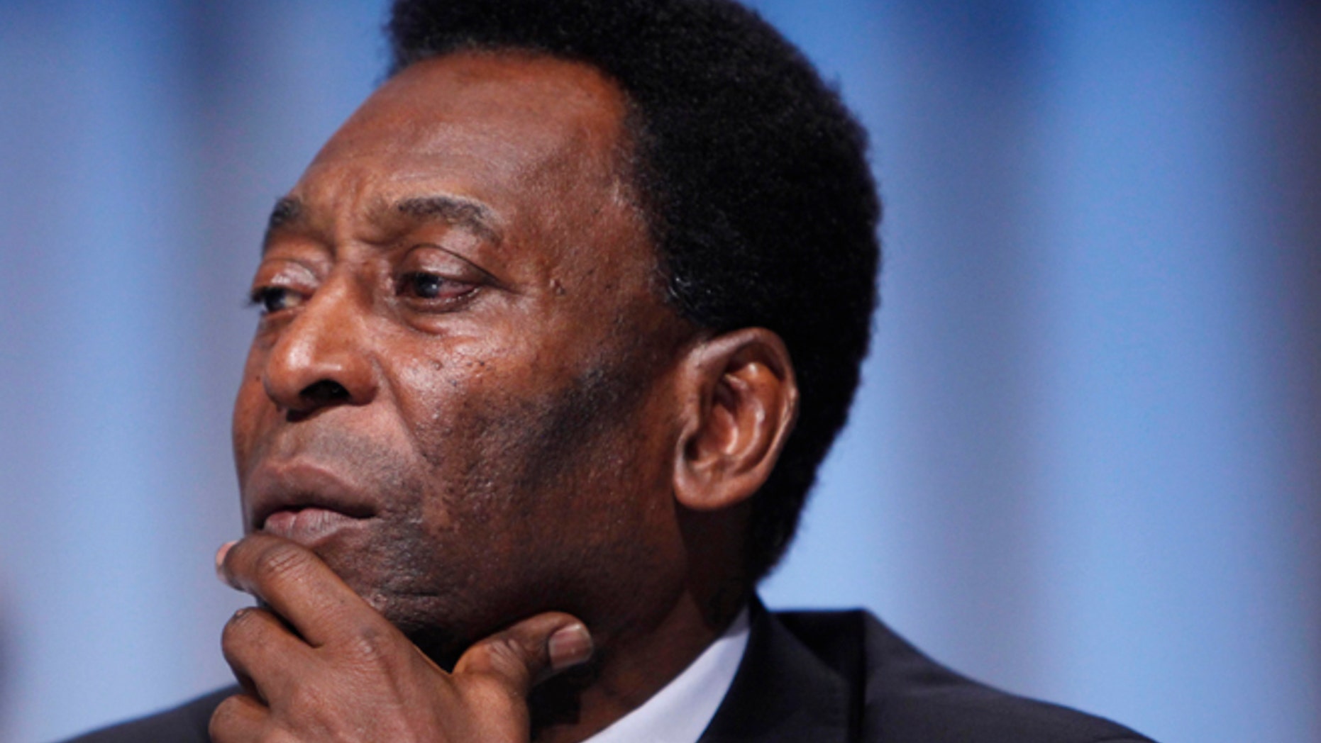 COPENHAGEN, DENMARK - OCTOBER 2: Brazilian soccer legend Pele, who accompanied President Luiz Inacio Lula da Silva, listens during questioning at the Rio de Janeiro 2016 bid presentation during the 121st International Olympic Committee session at the Bella Centeron October 2, 2009 in Copenhagen, Denmark. The 121st session of the International Olympic Committee (IOC) will vote on October 2 on whether Chicago, Tokyo, Rio de Janeiro or Madrid will host the 2016 Olympic Games. (Photo by Charles Dharapak-Pool/Getty Images) *** Local Caption *** Pele
