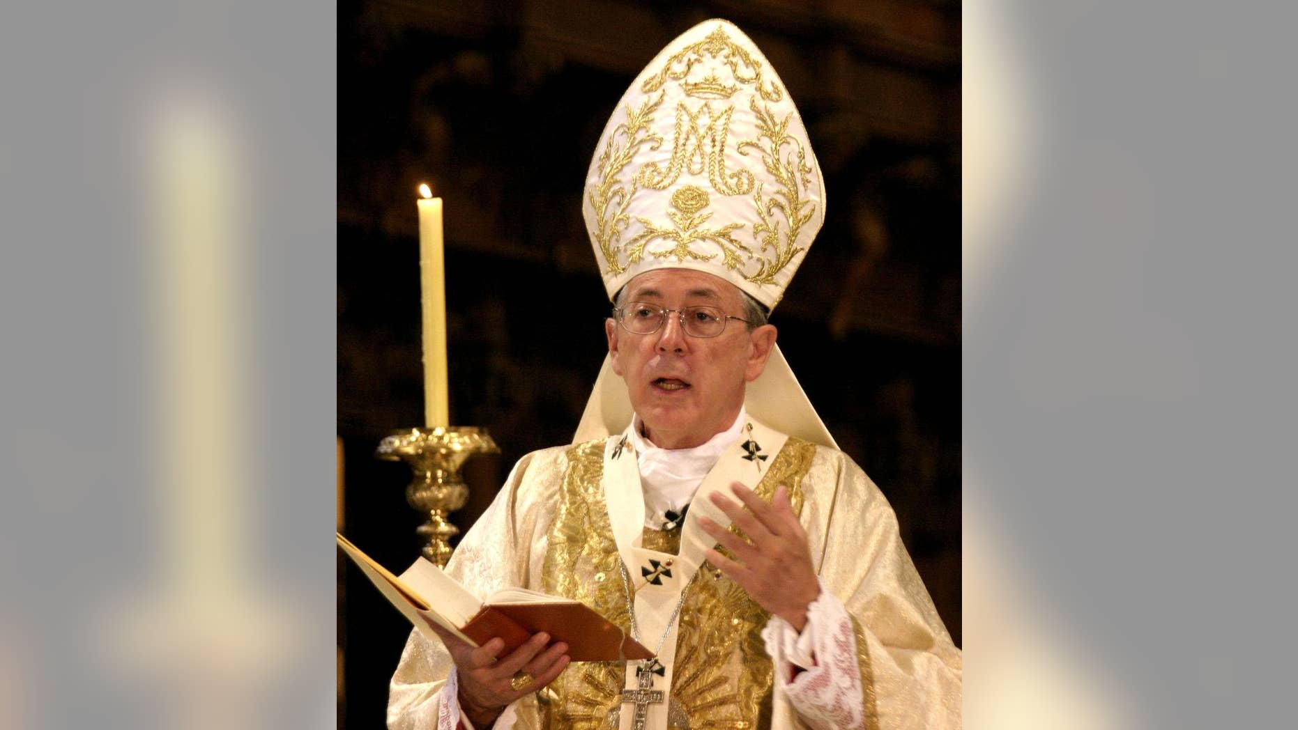 FILE - This March 25, 2005 file photo shows Peru's Cardinal Luis Cipriani celebrating Mass at the Cathedral in Lima, Peru. A leading Peruvian newspaper says it will no longer publish columns by the country’s Roman Catholic cardinal after he was caught plagiarizing two popes. El Comercio ratified the findings Friday, Aug. 14, 2015, saying on its website that Cipriani had penned his last column for the paper. (AP Photo, File)