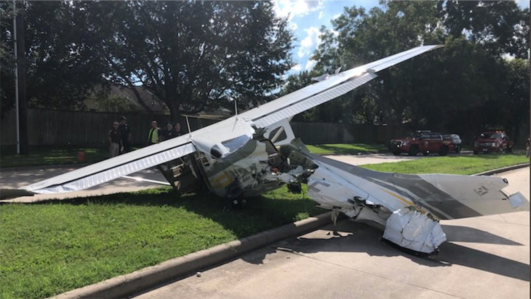 A DEA plane crashed during a "training mission" Wednesday due to mechanical difficulties, agency officials said.