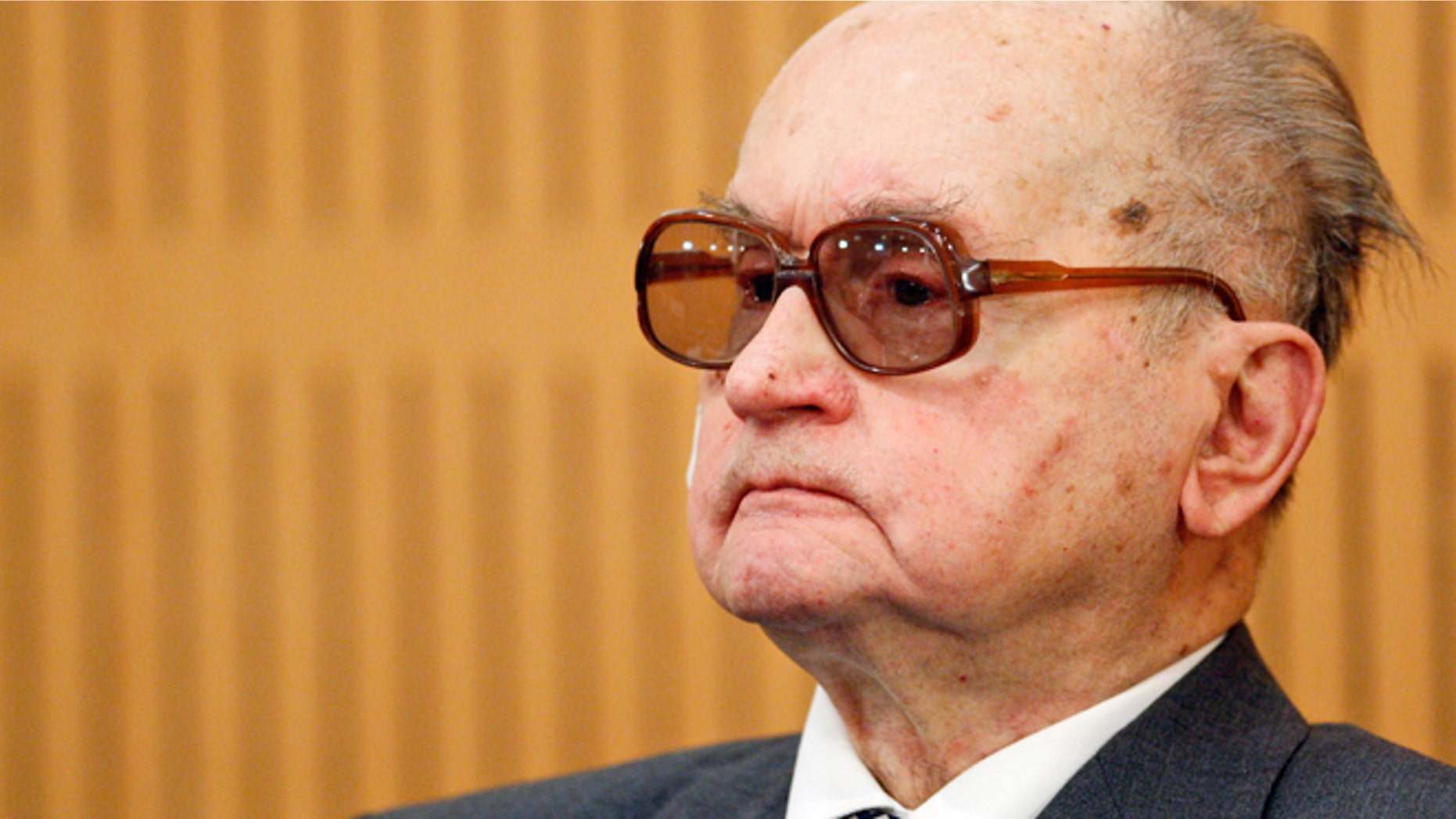 Sept. 18, 2009: This file photo of Poland's last communist leader, Wojciech Jaruzelski, as he attends a symposium entitled "Poland, Coming out of Communism 20 years after" in Paris. (AP)