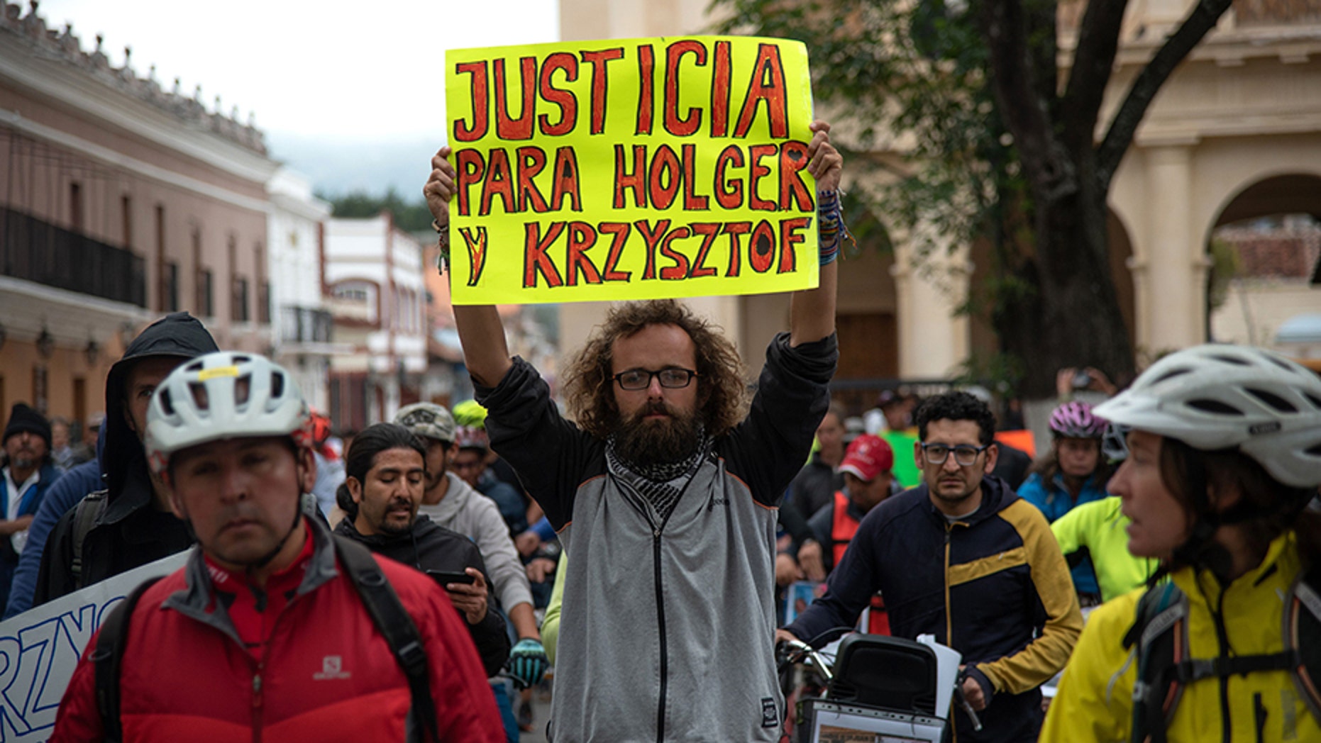 Friends of Holger Franz Hagenbusch and Krzysztof Chmielewski-Podroznik, cyclists who disappeared in the Mexican state of Chiapas, held a rally May 6 in San Cristobal de las Casas.