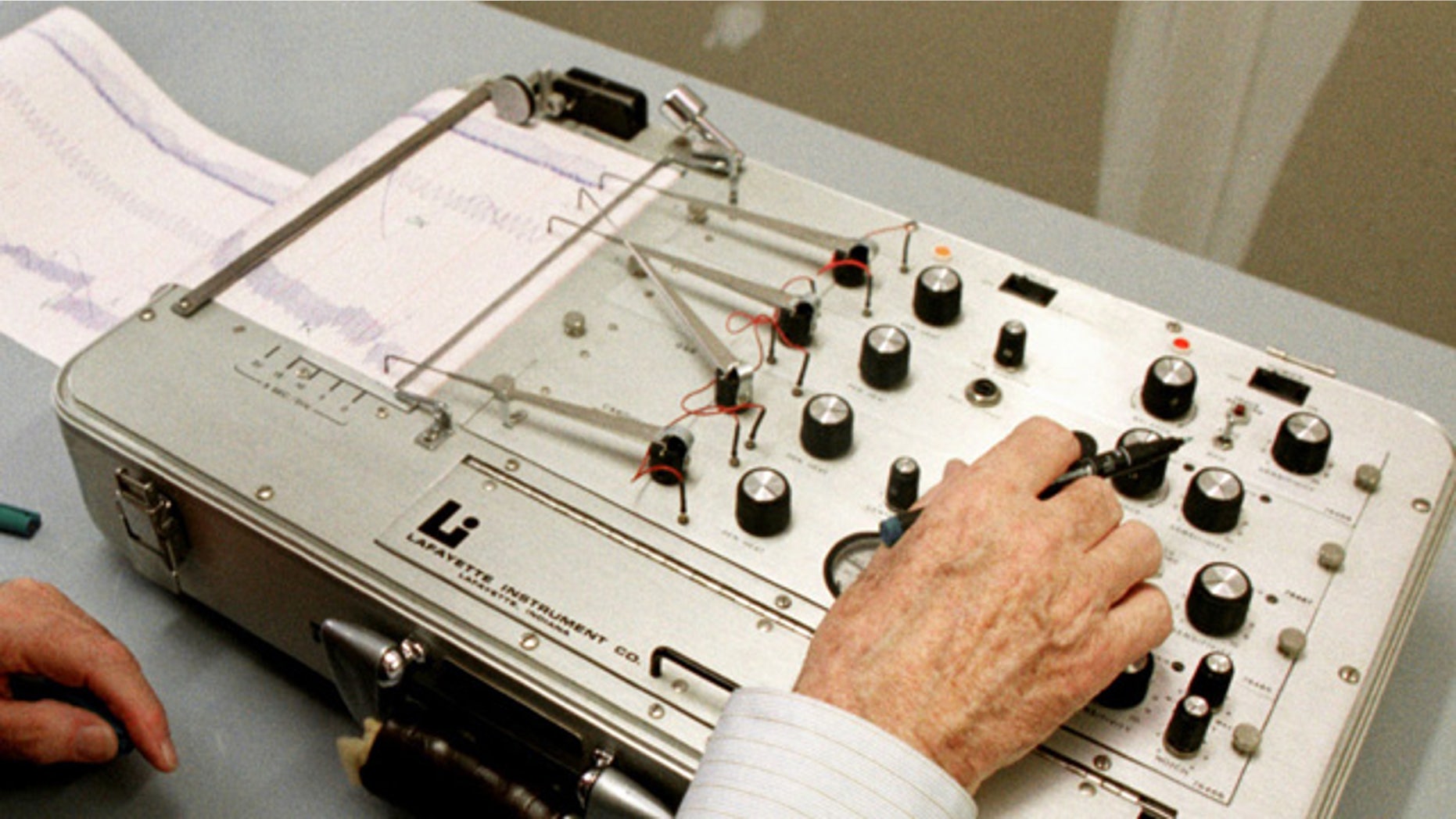 Federal agents are reportedly investigating instructors who allegedly are helping job applicants fib their way through lie-detector tests.