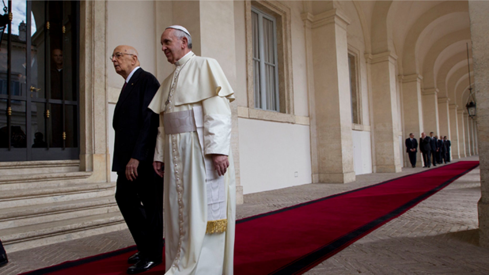 Pope Francis is welcomed by Italian president Giorgio Napolitano as he arrives for an official visit at Quirinale Presidential palace in Rome, Thursday, Nov. 14, 2013. (AP Photo/Alessandra Tarantino)