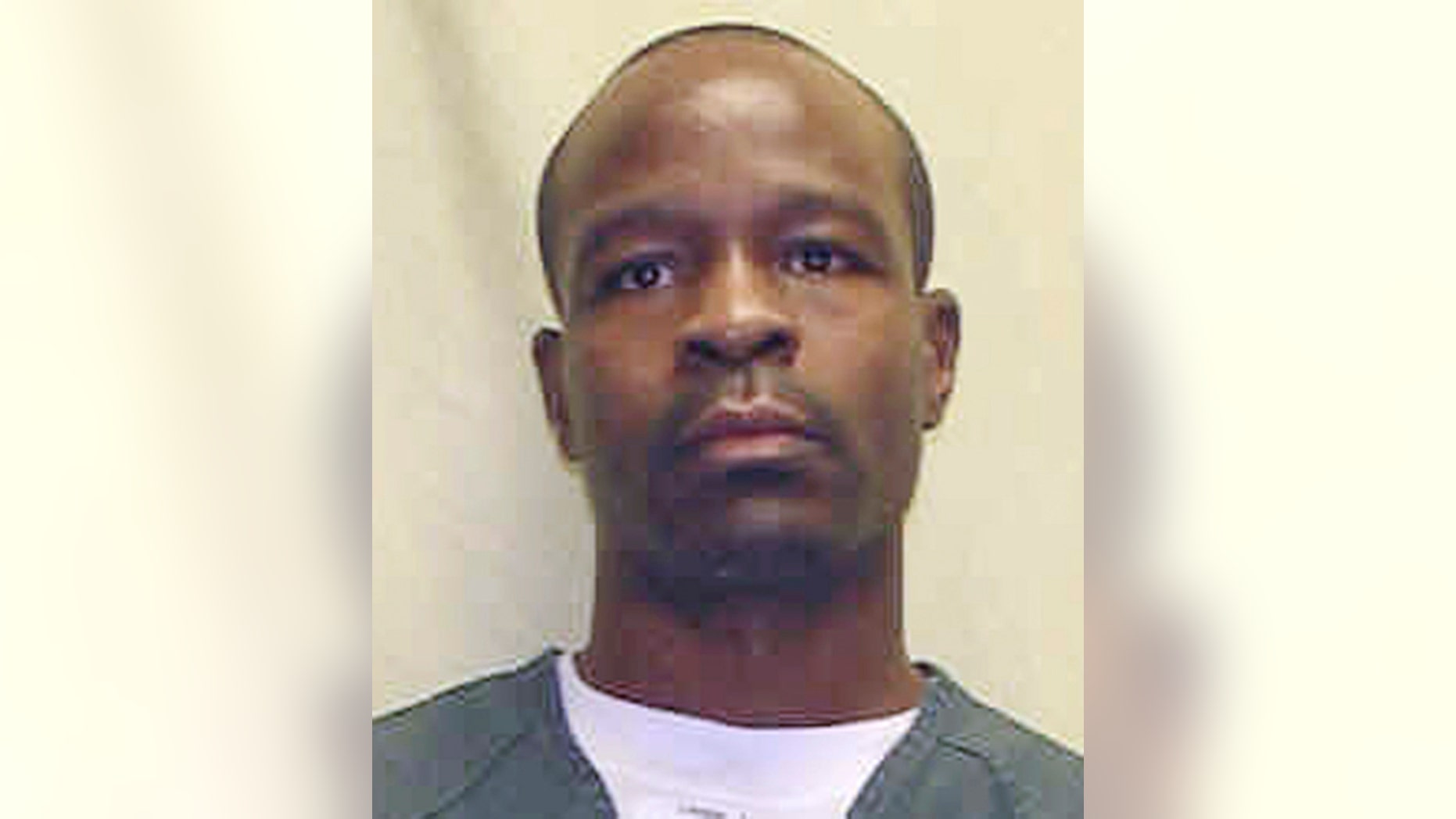 This undated photo provided by the Ohio Department of Rehabilitation and Corrections shows Keith LaMar. The 6th U.S. Circuit court of Appeals will hear arguments Tuesday, Dec. 2, 2014, in LaMar's appeal. LaMar, an inmate convicted and sentenced to be executed for the slayings of fellow inmates during a 1993 prison riot in southern Ohio, is challenging his convictions and death sentences before a federal appeals court. (AP Photo/Ohio Department of Rehabilitation and Corrections)