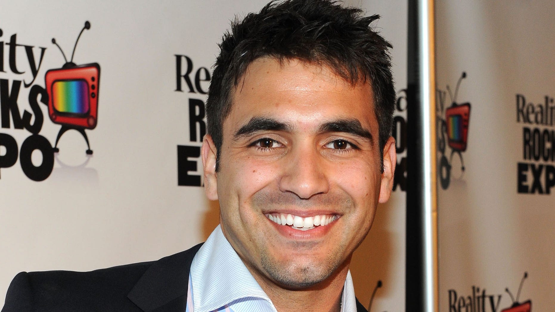 LOS ANGELES, CA - APRIL 09: TV personality Roberto Martinez attends the Reality Rocks Expo Fan Awards at the Los Angeles Convention Center on April 9, 2011 in Los Angeles, California. (Photo by Michael Buckner/Getty Images for Reality Rocks)