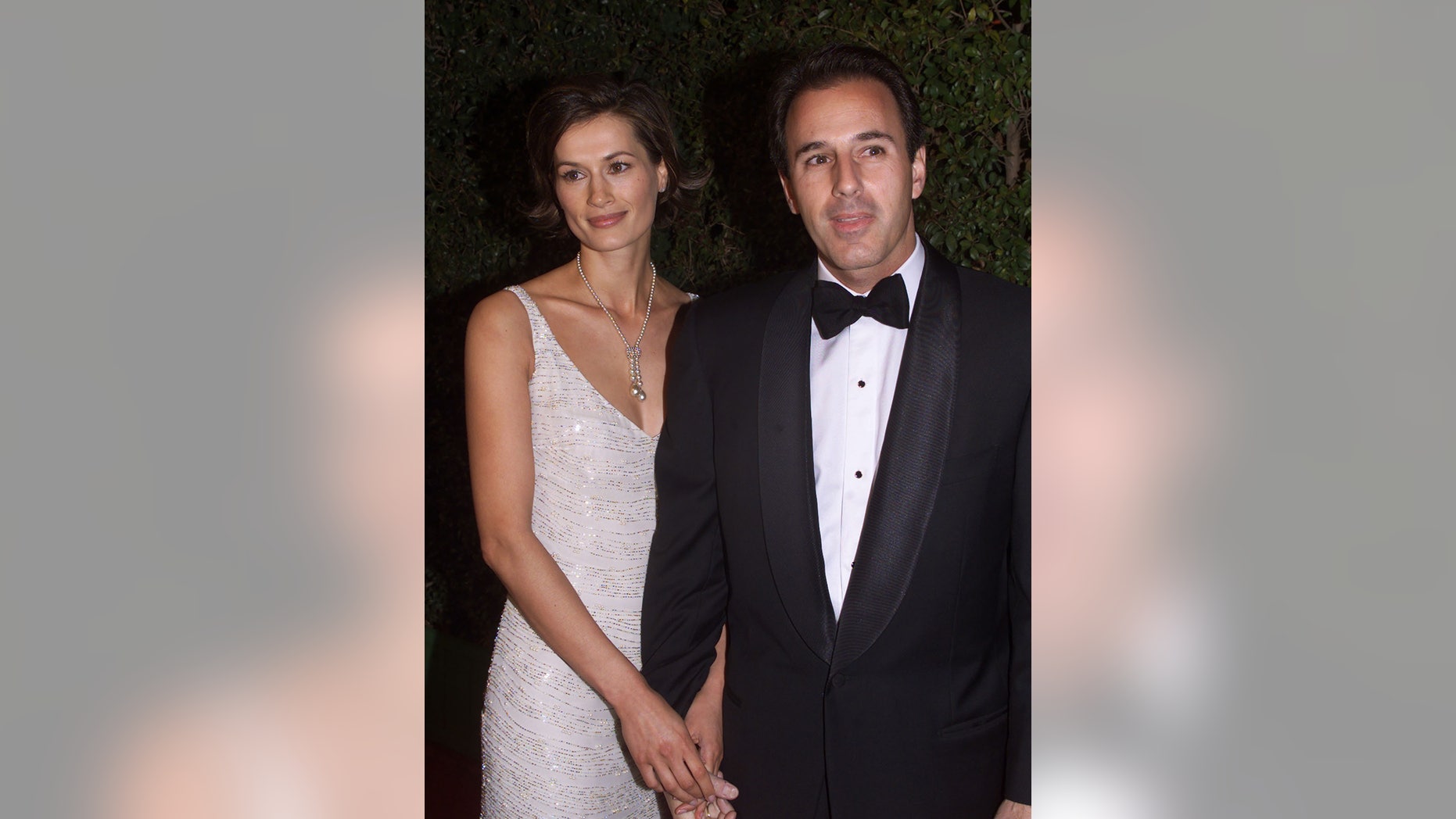 Matt Lauer with his wife, Dutch model Annette Roque, at the DreamWorks studio party following the 72nd annual Academy Awards March 26, 2000 at Spago in Beverly Hills.