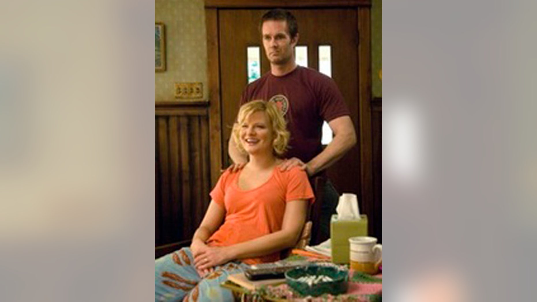 RAISING HOPE: Jimmy Chance is a well-meaning screw-up trying his best to raise his infant daughter with the help of the eccentric family who did a less-than-stellar job raising him in RAISING HOPE premiering this fall on FOX. Pictured: Pictured L-R: Marhta Plimpton and Garret Dilahunt. ©2010 Fox Broadcasting Co. Cr: Randy Tepper/FOX
