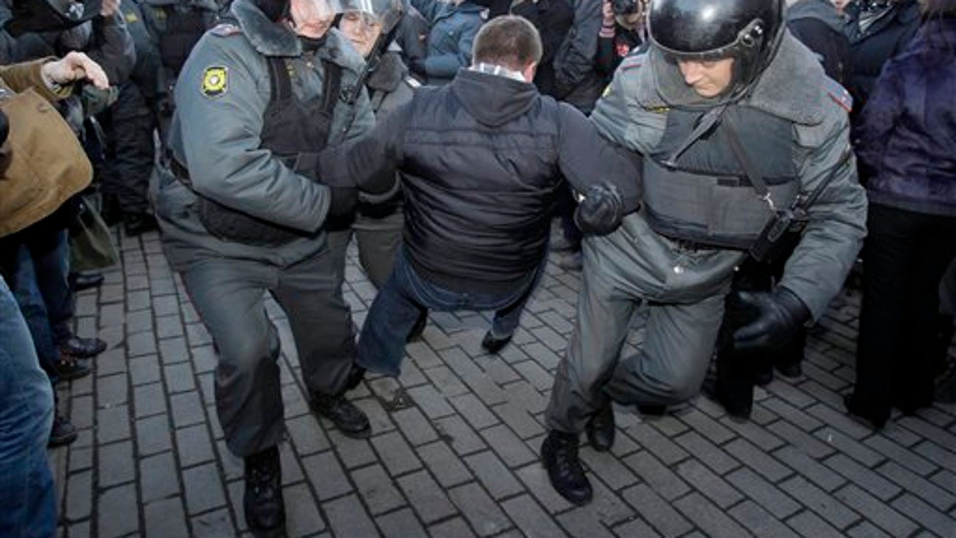 150 Detained In Moscow Anti-Gov't Protests | Fox News