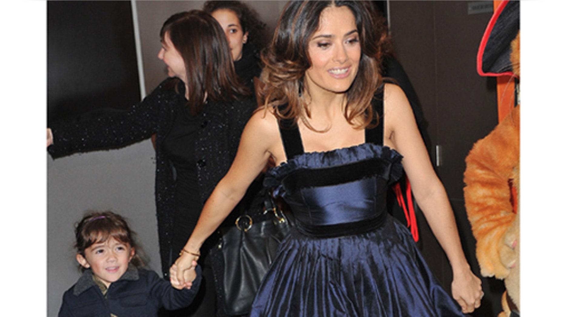 PARIS, FRANCE - NOVEMBER 20: Salma Hayek and daughter Valentina attend the "Puss in Boots" Paris Premiere on November 20, 2011 in Paris, France. (Photo by Pascal Le Segretain/Getty Images)