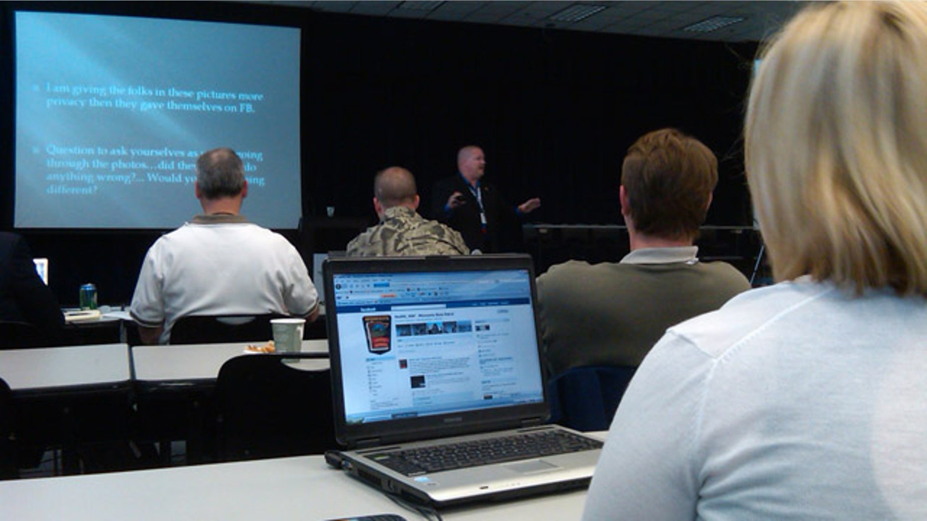 May 10, 2011: Phoenix detective CJ Wren gives his presentation at the Social Media, Internet and Law Enforcement conference in Chicago.