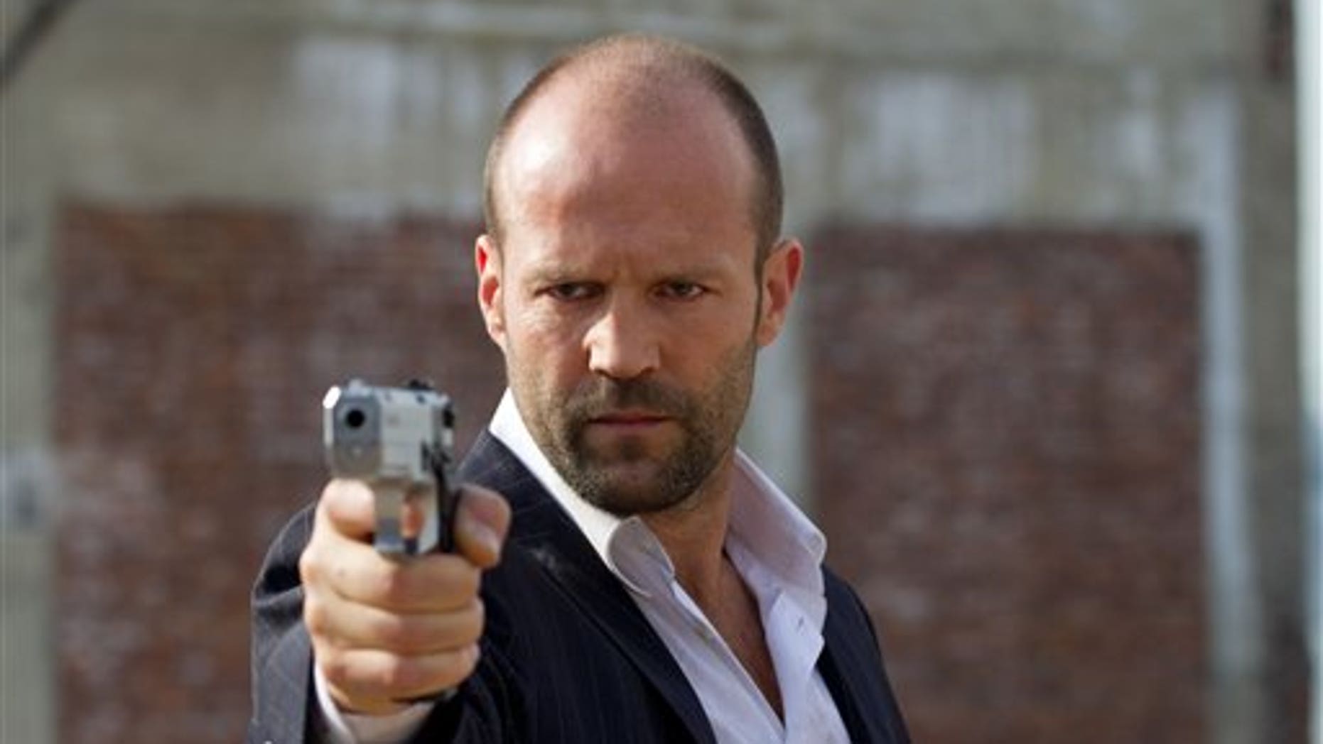 REVIEW: Jason Statham action flick 'Safe' is accidentally ...