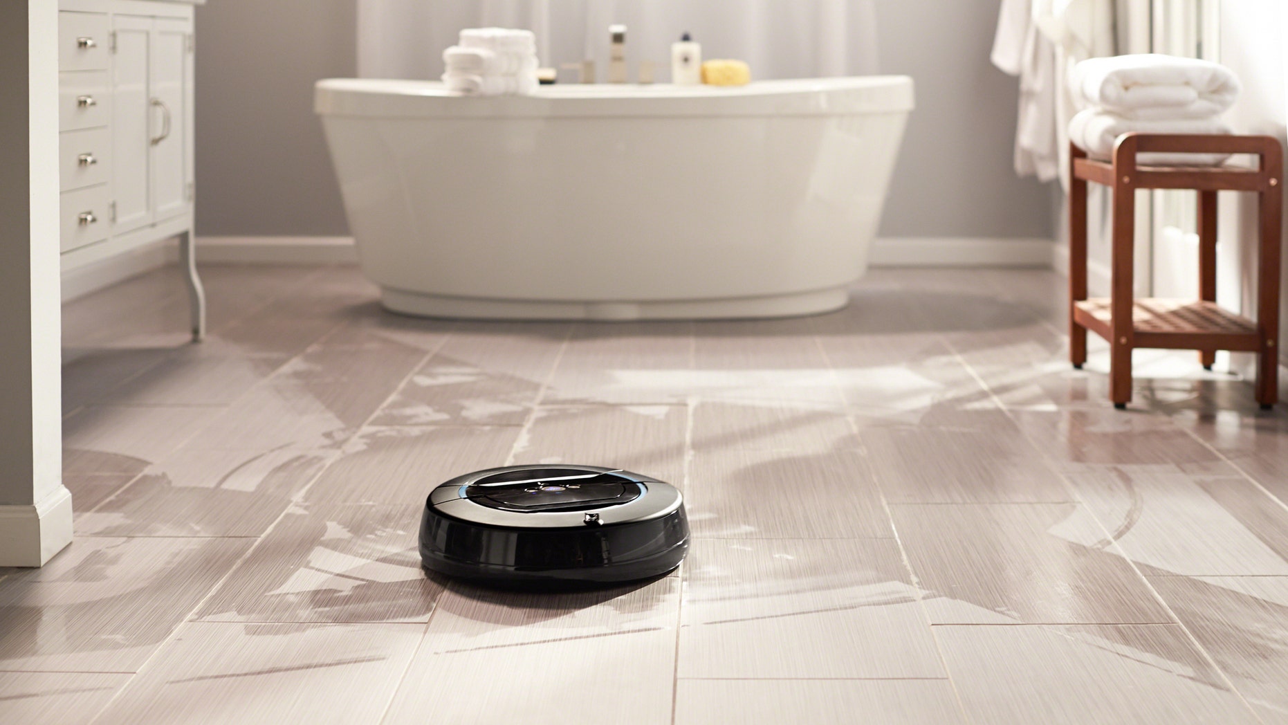 iRobot Scooba 450.