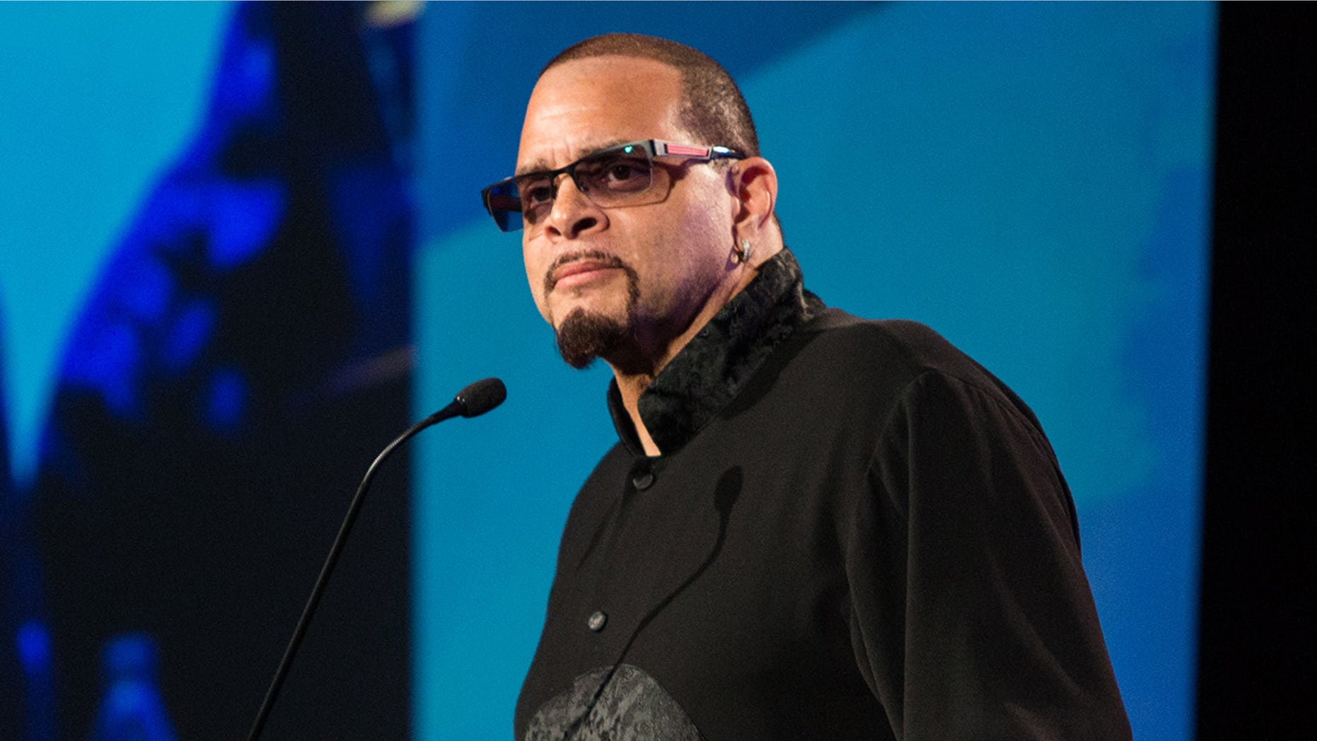 Sinbad, who was fired by Donald Trump back in 2010, claims the president “never really had a lot of friends.”