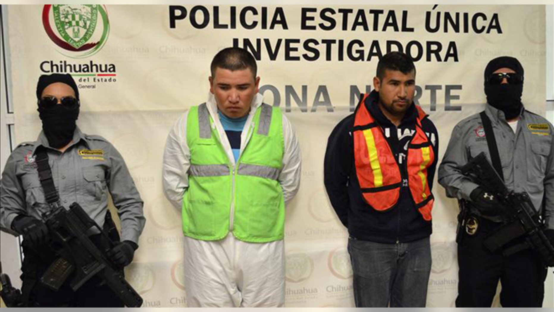 Mexican authorities present two suspects in the stabbing deaths of eight members of the same family. Jesus Daniel Mendoza Hernandez (left) and Edgar Uriel Lujan Guevara were arrested Tuesday in Ciudad Juarez, where the crime took place. EFE