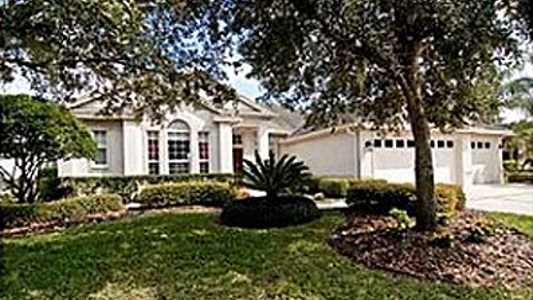 18111 Sugar Brooke Dr, Tampa, FL