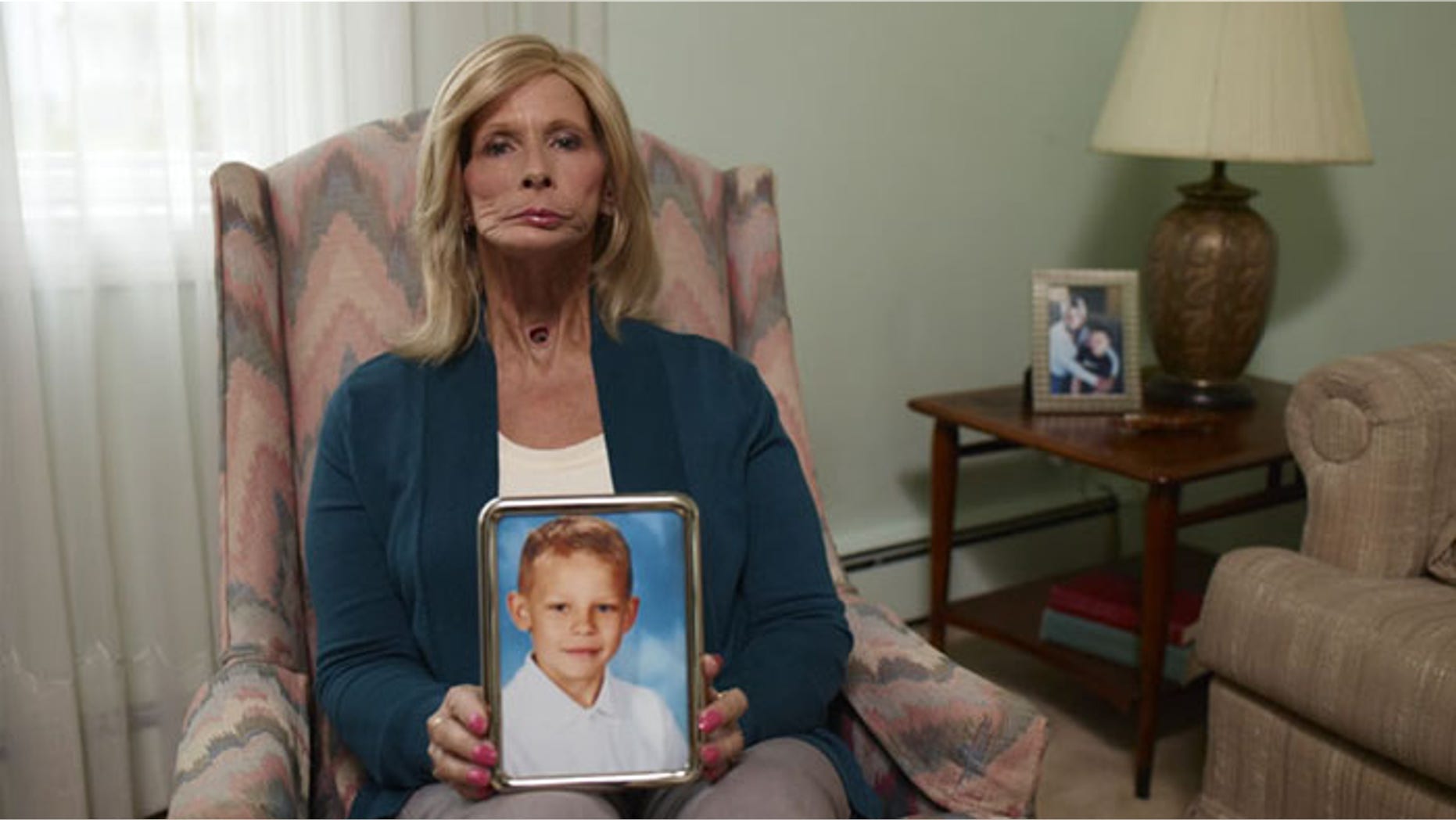 At the age of 40, Terrie, who is featured in the CDC's anti-smoking campaign, was diagnosed with oral cancer, and later that same year, with throat cancer. Today, at 52, Terrie speaks with the aid of an artificial voice box that was inserted in her throat.