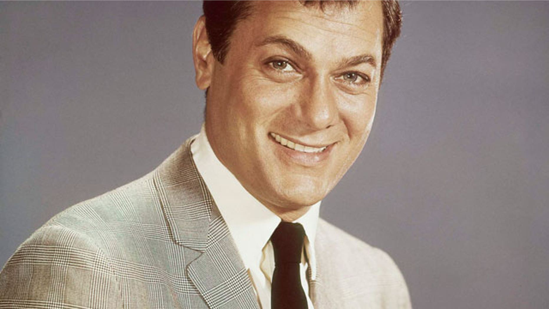 Tony Curtis' friends and family will honor the late actor's life with a memorial service this week.