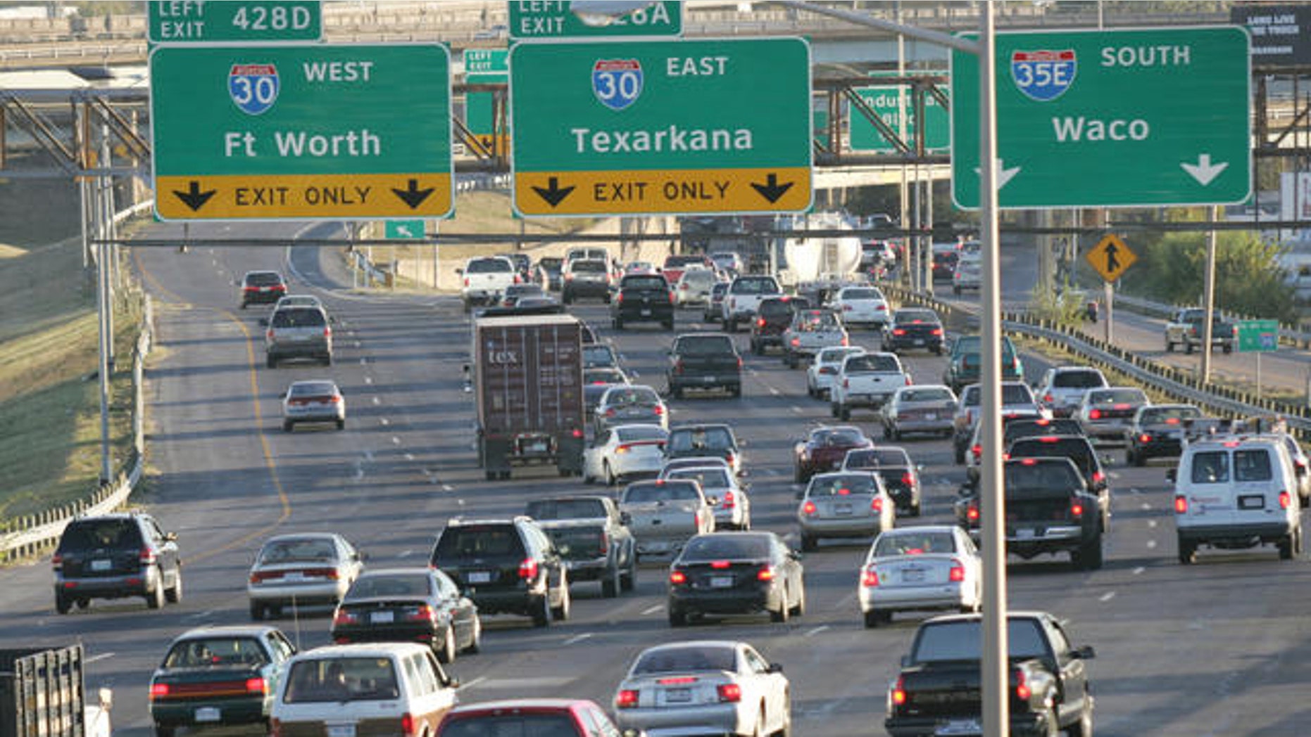 Traffic along a Dallas interstate.