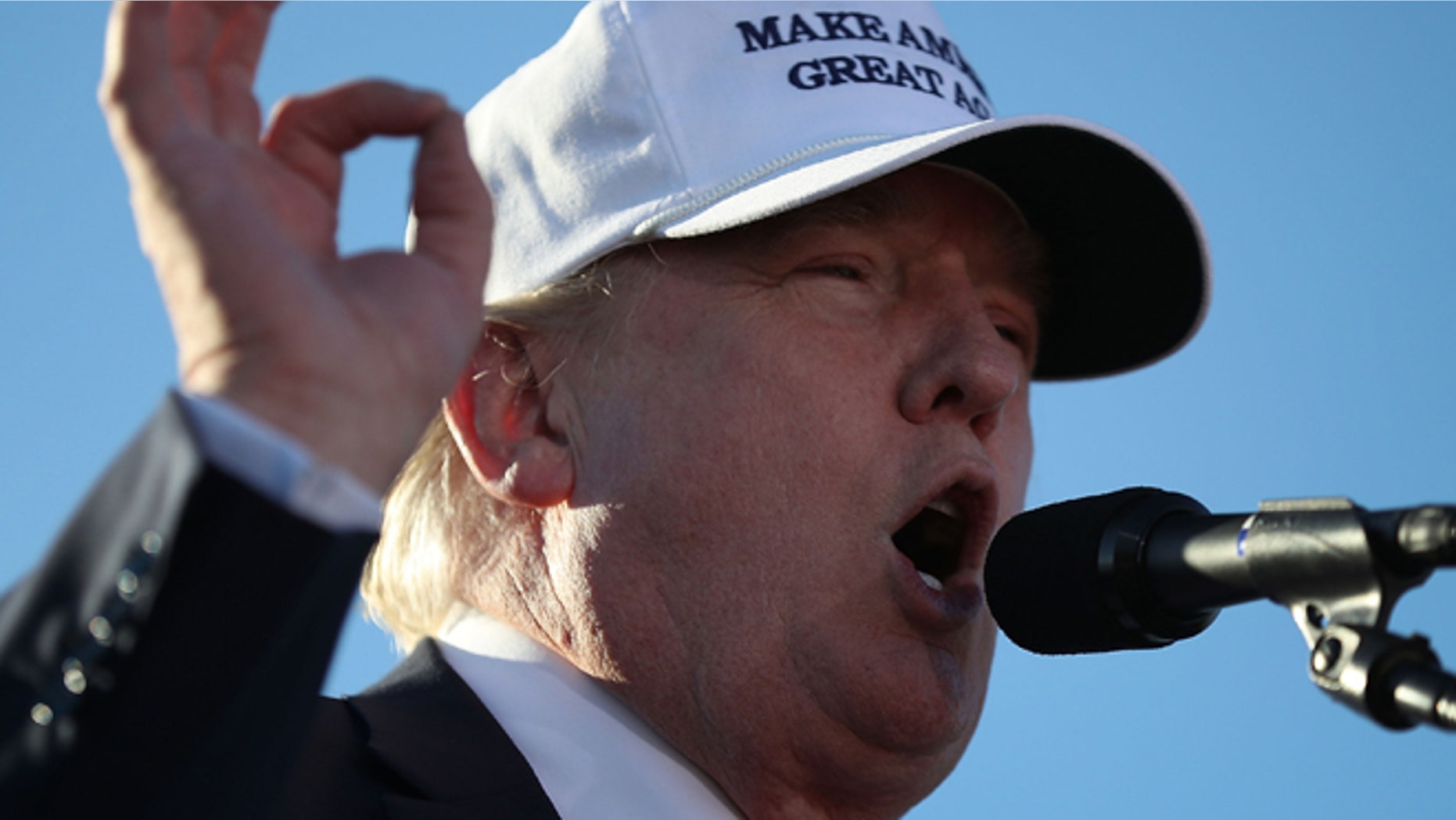 NAPLES, FL - OCTOBER 23: Republican presidential candidate Donald Trump speaks during a campaign rally at the Collier County Fairgrounds on October 23, 2016 in Naples, Florida. Early voting in Florida in the presidential election begins October 24. (Photo by Joe Raedle/Getty Images)