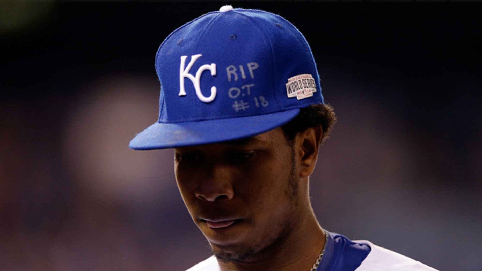 KANSAS CITY, MO - OCTOBER 28: An inscription honoring the late Oscar Taveras is seen on the hat of Yordano Ventura #30 of the Kansas City Royals during Game Six of the 2014 World Series at Kauffman Stadium on October 28, 2014 in Kansas City, Missouri. (Photo by Ezra Shaw/Getty Images)