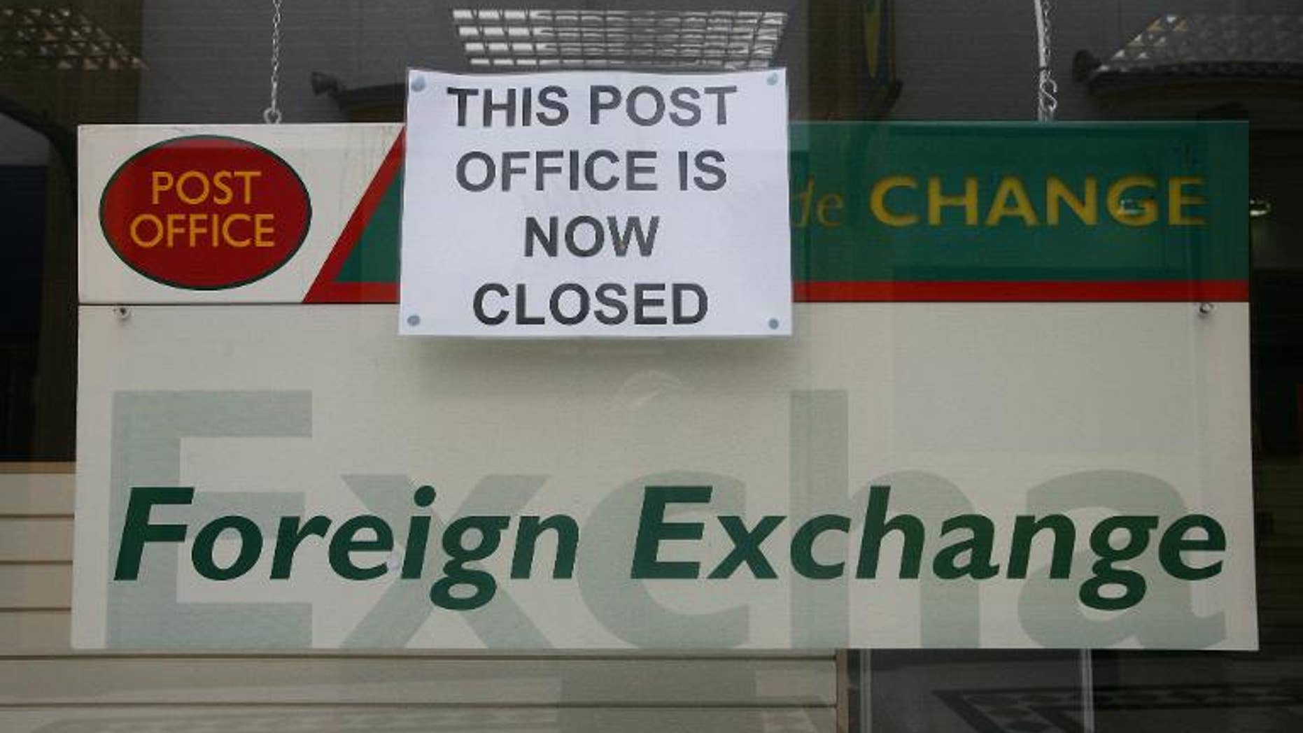 A sign indicating the closure of a Post Office in Aldershot, Hampshire on October 01, 2008