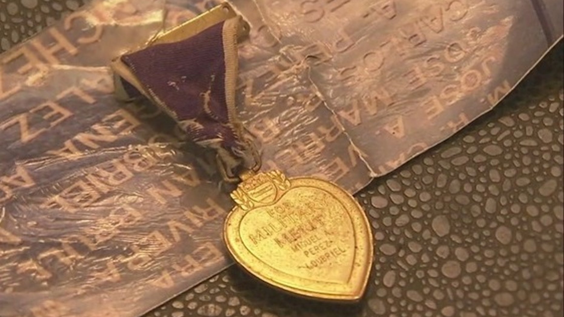 The Purple Heart spotted at the baggage claim.