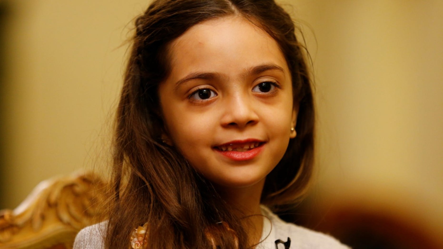 Bana Alabed, the young girl who became the face of the conflict in Aleppo on Twitter, wants newly elected French President Emmanuel Macron to help the children of the world.