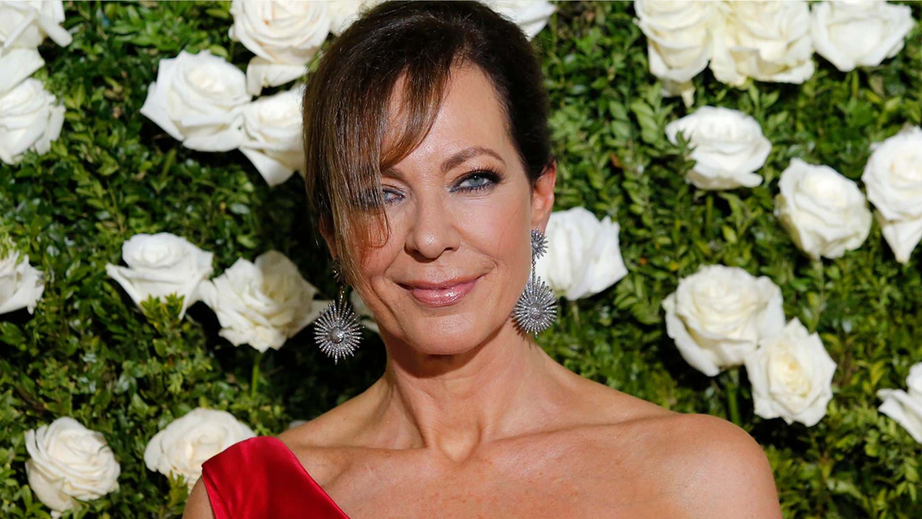 71st Tony Awards â Arrivals â New York City, U.S., 11/06/2017 - Actress Allison Janney. REUTERS/Eduardo Munoz Alvarez - HP1ED6C007XCO