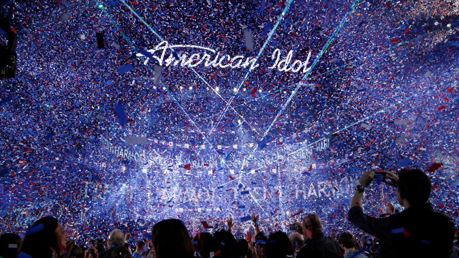Confetti is released during the conclusion of the American Idol Grand Finale in Hollywood, California April 7, 2016.
