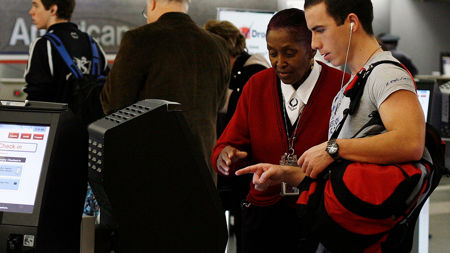 American Airlines is converting to a cashless system at Miami International Airport and at least 50 others locations.
