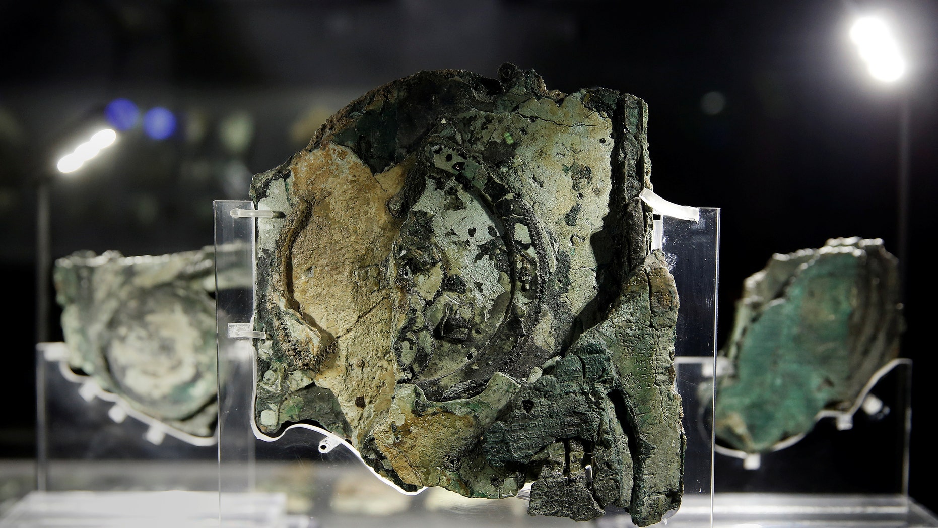 Fragments of the ancient Antikythera Mechanism are displayed at the National Archaeological Museum in Athens, Greece June 9, 2016. (REUTERS/Alkis Konstantinidis)