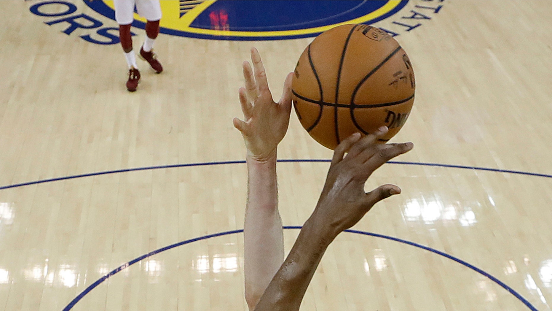 Players during the first half of Game 2 of basketball's NBA Finals in Oakland, Calif., June 3, 2018.