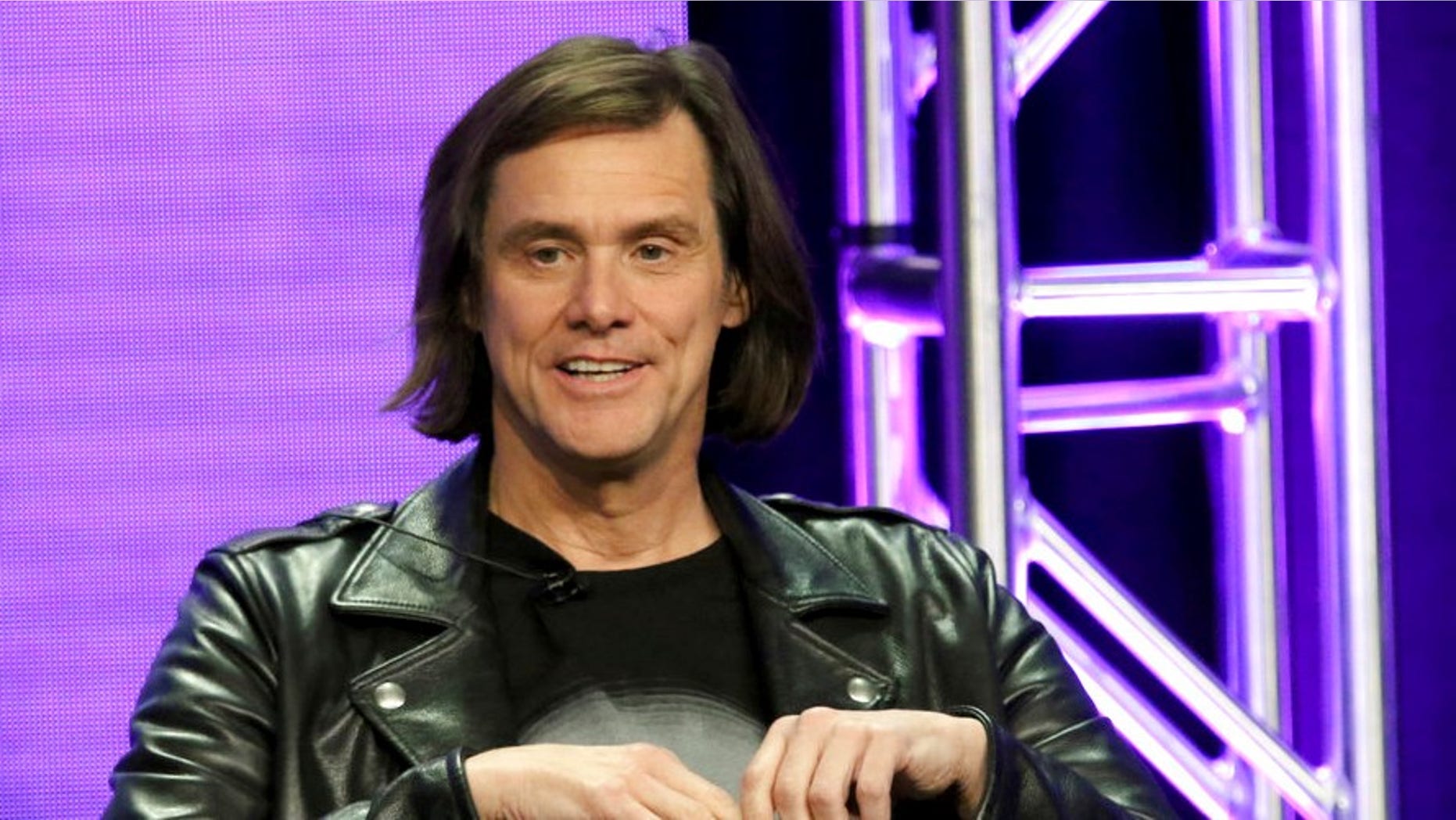 Jim Carrey believes now would be the perfect time to revive "In Living Color."