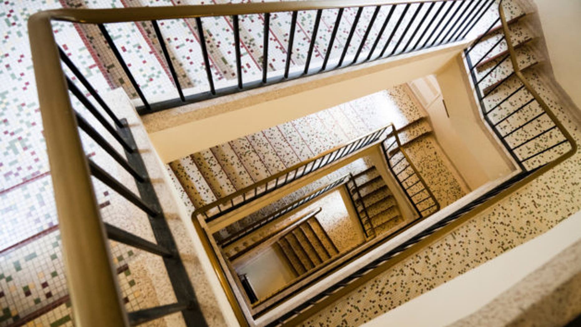 apartment-stairs