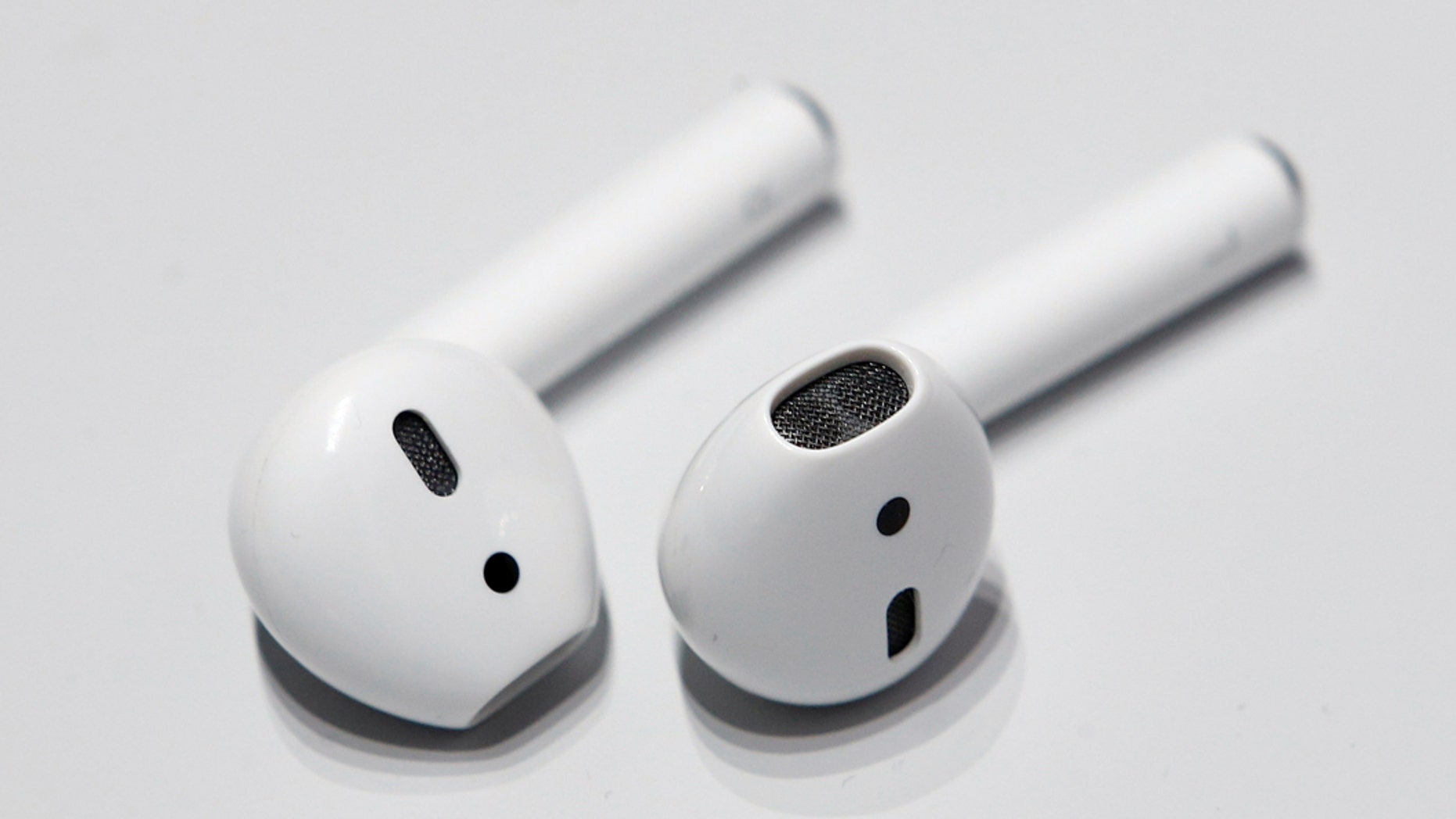 File photo: Apple AirPods are displayed during a media event in San Francisco, California, U.S. September 7, 2016. (REUTERS/Beck Diefenbach)